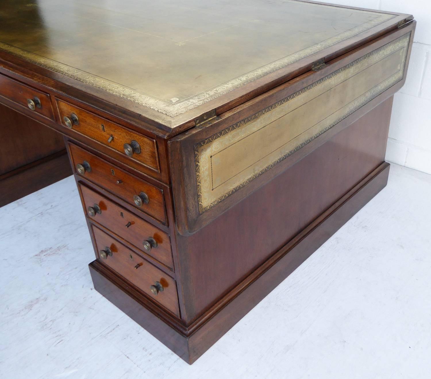 Unusual Large 19th Century Mahogany Partners Desk 2