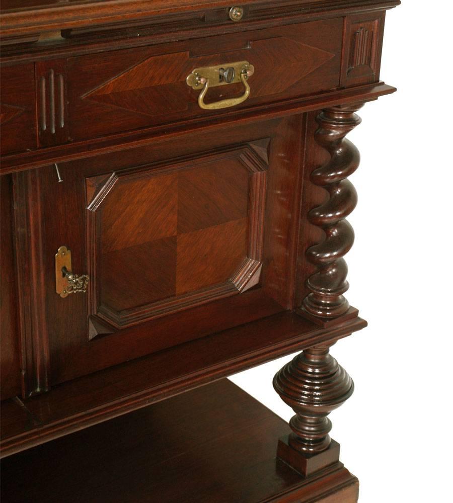 Carved  Italian Late 19th Century Buffet Credenza Sideboard Renaissance, in Chestnut  For Sale