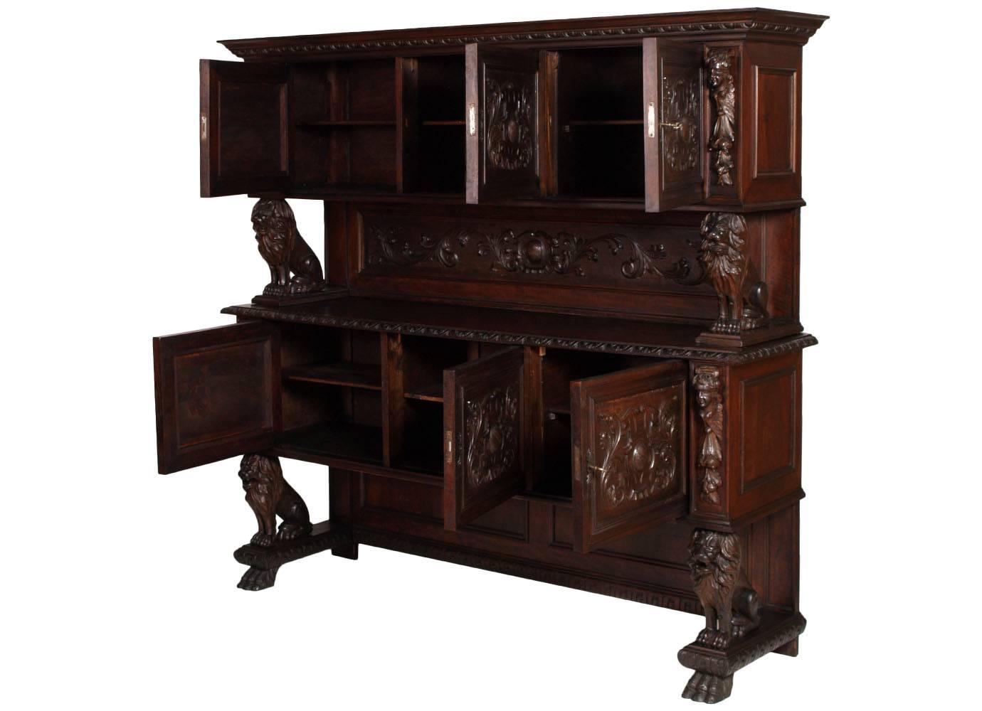 Code: FG33
Antique Renaissance sideboard buffet in two parts late 19th century hand-carved massive walnut by Giuseppe Scalambrin. Six doors with internal shelves.

Measure cm: H 100+94 W 205 D 94.
       