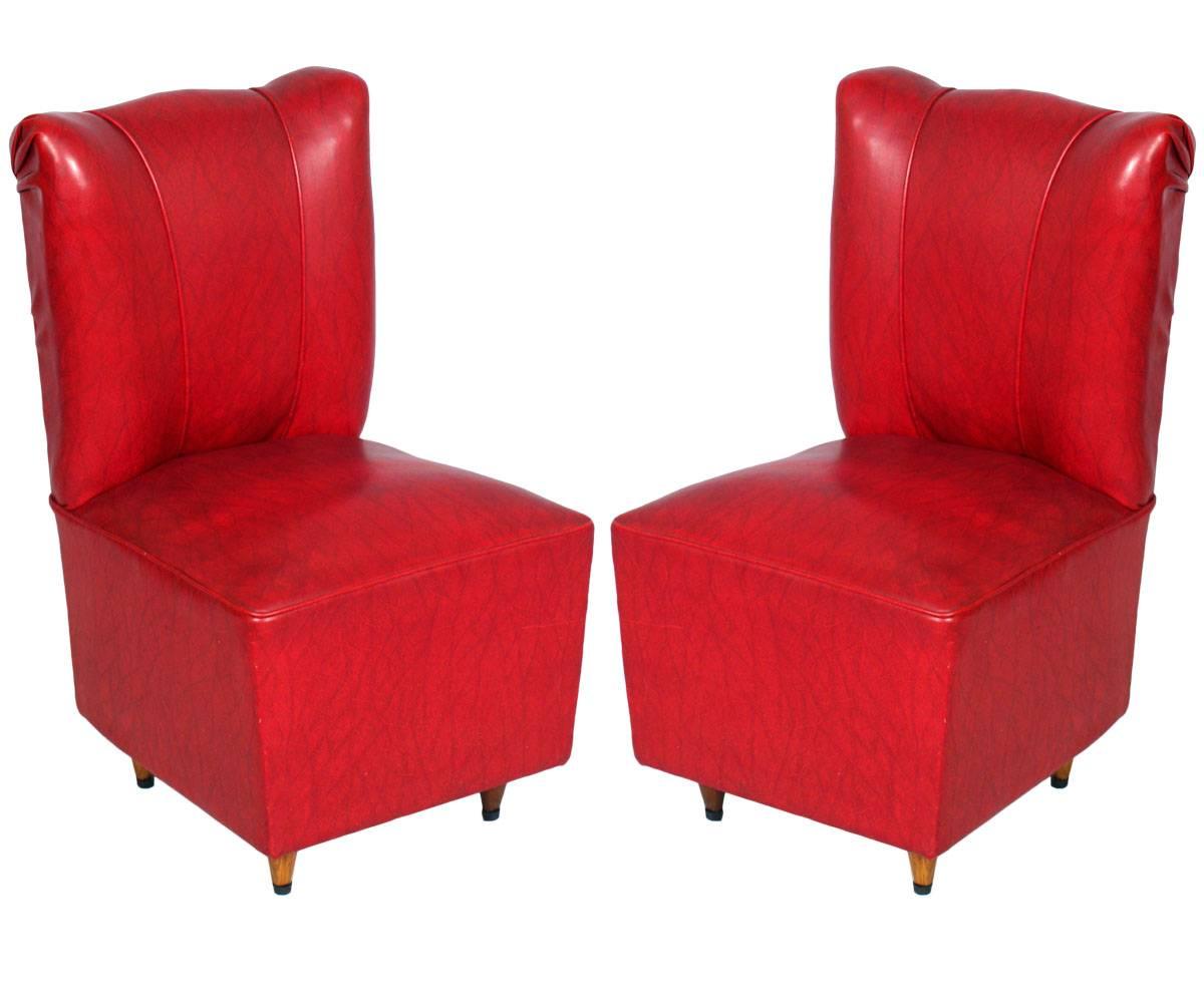 Code: FS45

Italian Mid-Century leatherette chairs Art Deco , Osvaldo Borsani attributed.
Original red leather upholstery in good conditions.

Measure cm: H 75\38 x L45 x P45.