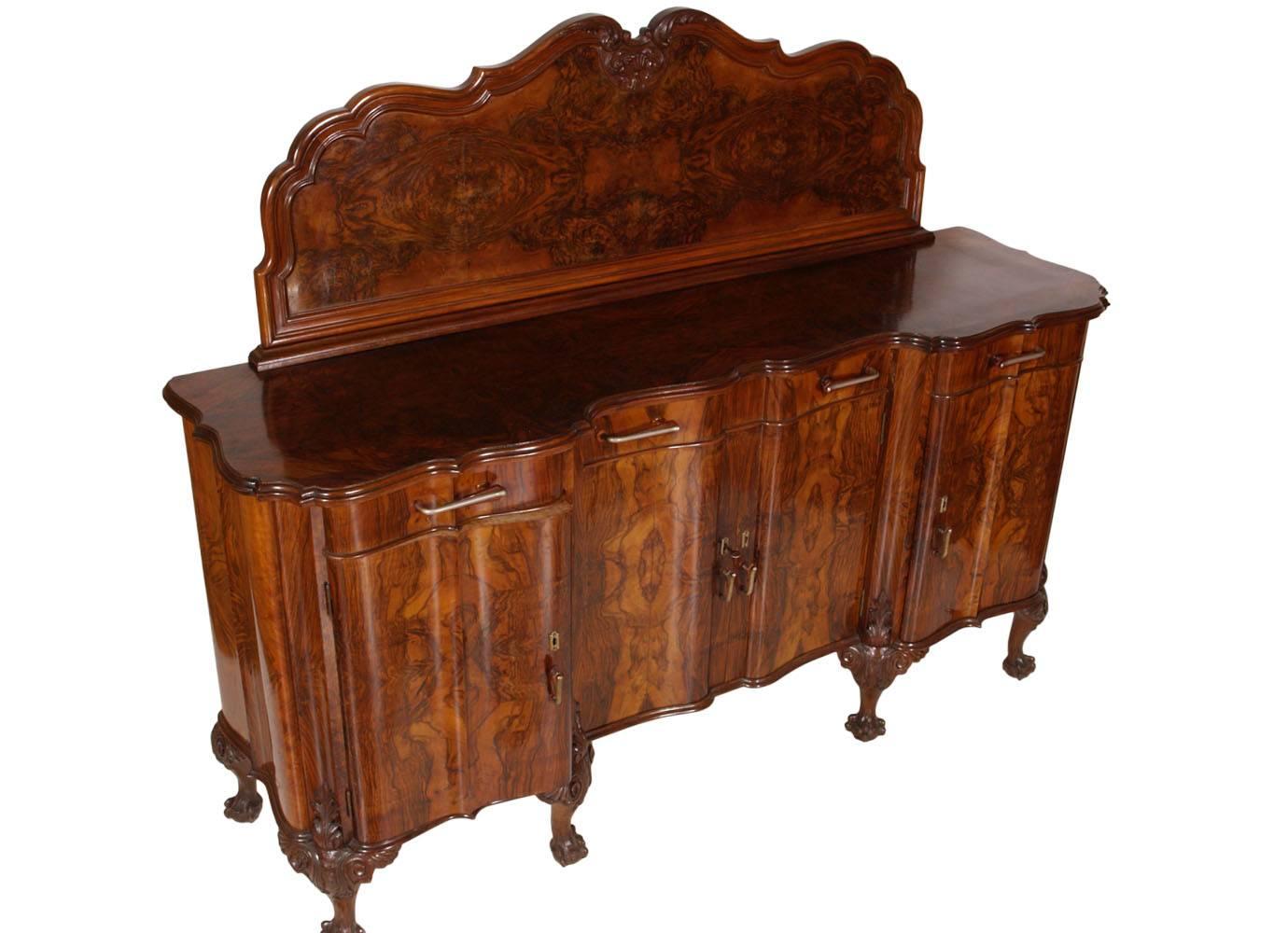 1910S Credenza barroca veneciana, de Testolini & Salviati en nogal tallado y burl Renacimiento barroco en venta
