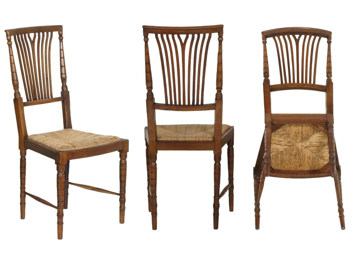 Mid-Century Modern set of six Chiavari chairs in Walnut with straw seat, stylish and robust, by F.lli Levaggi for Cassina 1960

Measure cm: H 100\45 x W 45 x D 40.

About F.lli Levaggi
Since 1963, we have been building authentic handcrafted chairs