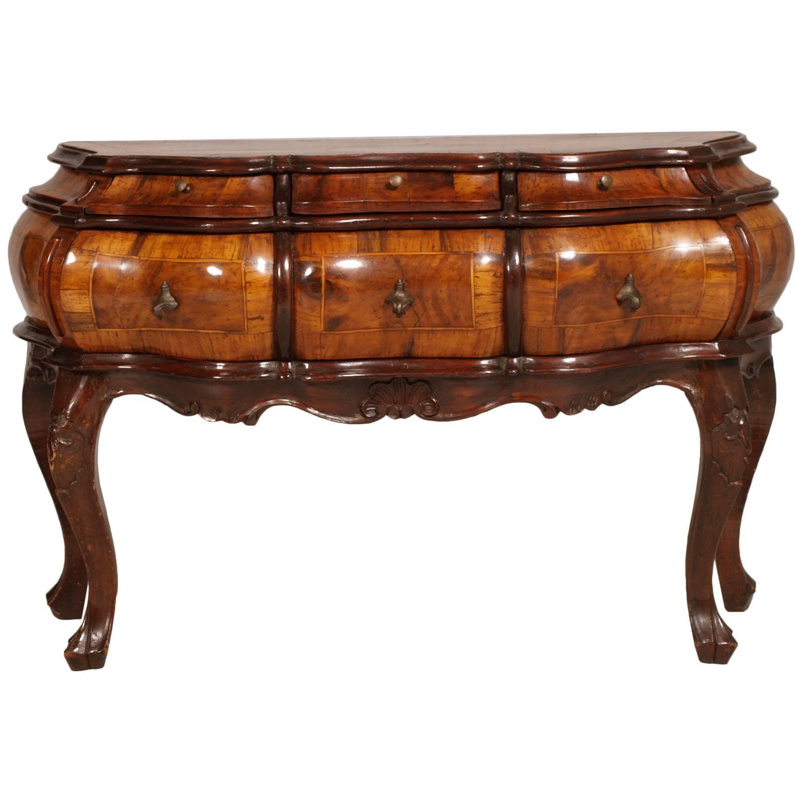 Important precious 19th century Venetian Baroque low dresser console, hand-carved walnut, and burl walnut inlaid

All solid wood including bottom of the drawers and back

Measure in cm : H 64 W 100 D 42.