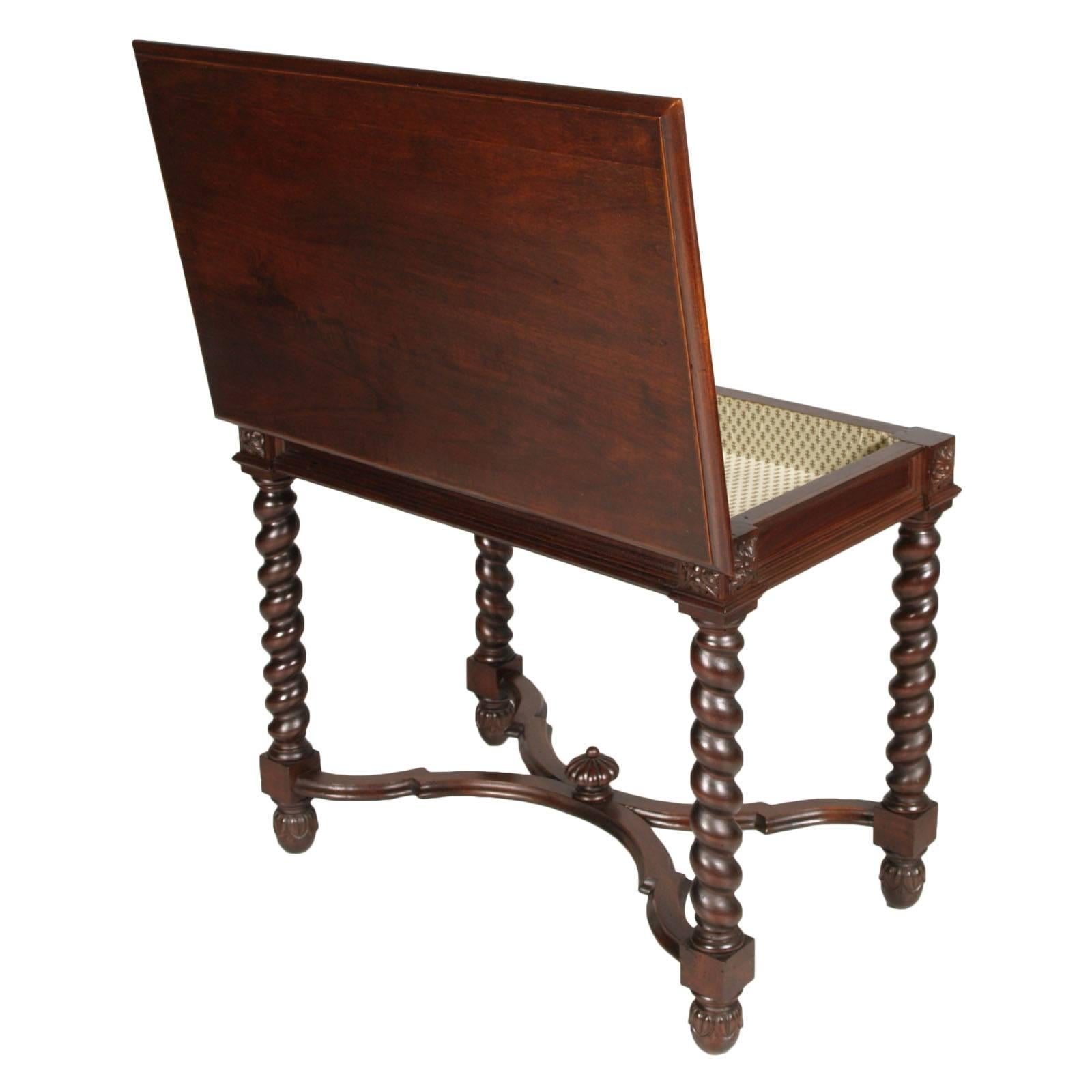 Italienischer Waschtisch der Renaissance des 18. Jahrhunderts, Schreibtisch mit zwei Stühlen, Kommodentisch im Angebot 2