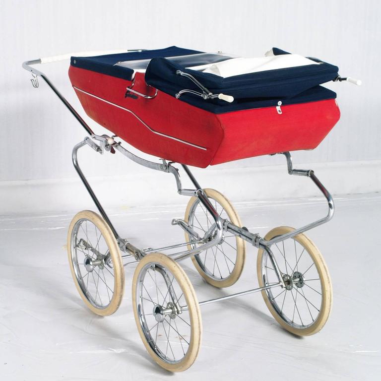 1950s Mid-Century Modern Italian Baby Carriage Pram Stroller by Giordani  For Sale at 1stDibs | giordani stroller, baby carriages, vintage baby  stroller, 1950s