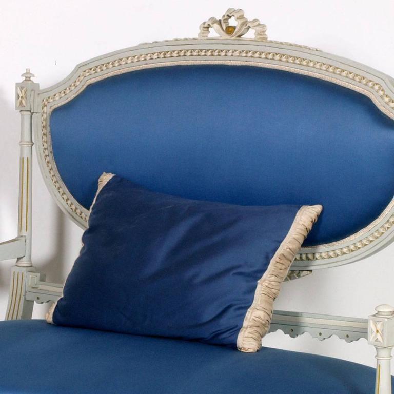 Walnut 19th Century Louis XVI Gustavian style Salon Suite 1 Sofà 6 Chairs 2 Armchairs  For Sale
