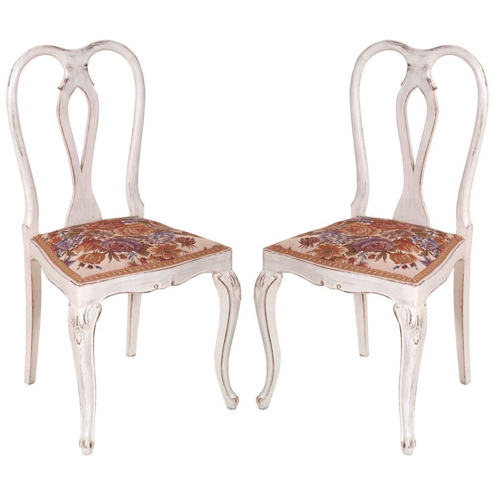 Early 20th Century Pair of Gustavian Chippendale Chairs, Lacquered Walnut For Sale