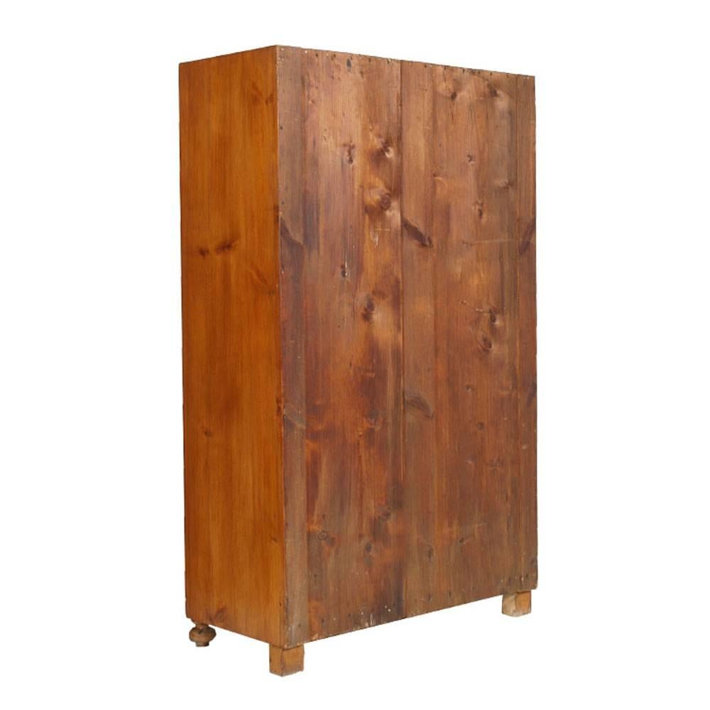 Antique Country Tyrol Cupboard Wardrobe solid larch Restored and Wax polished In Good Condition For Sale In Vigonza, Padua