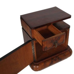 Sculptural of Art Deco Nightstands, in Burl Walnut,  by Gaetano Borsani Varedo