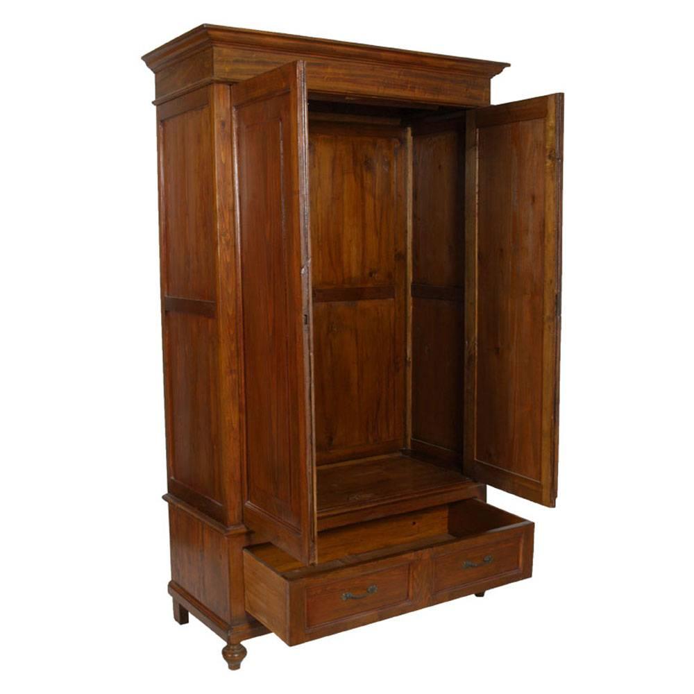 Late 19th Century neoclassic country wardrobe cupboard in solid fir with drawer with excellent patina. The wardrobe was polished to wax. 
The wardrobe is removable

Measures cm: H 224, W 128, D 58.