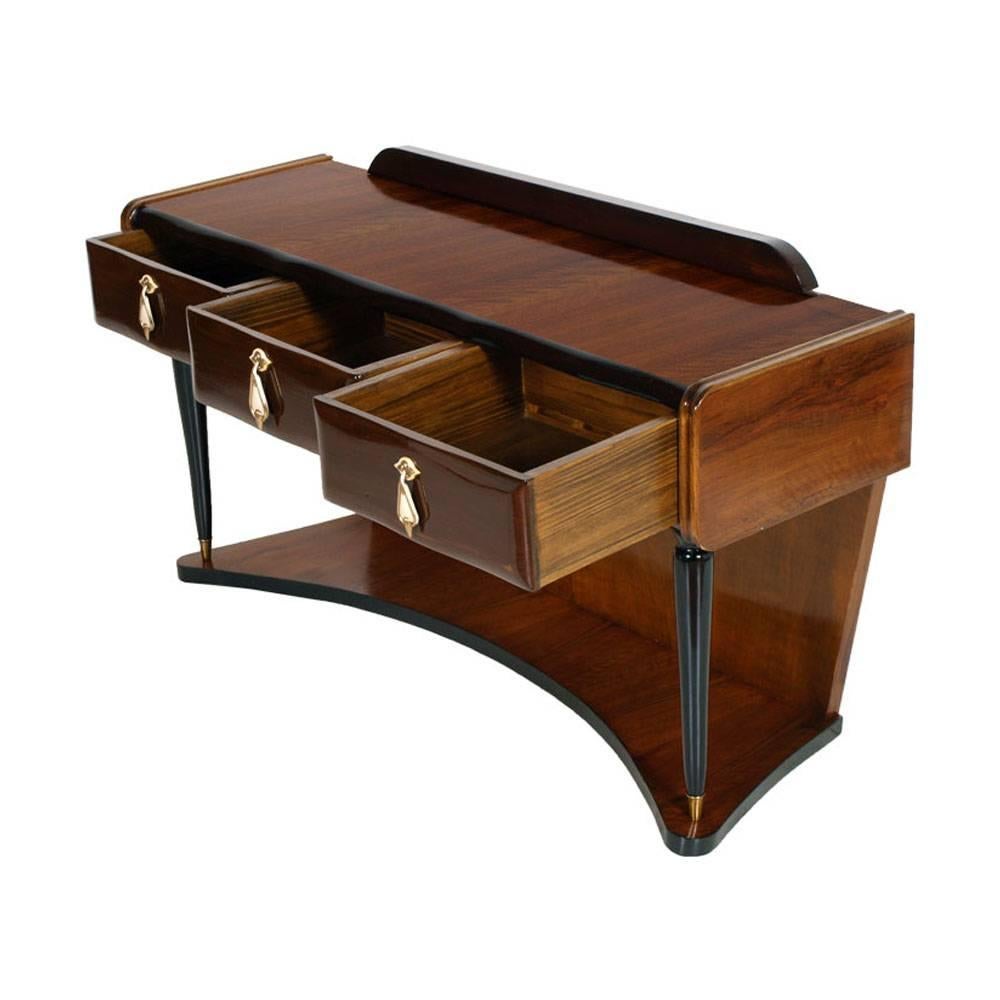 1930s Mid-Century Modern  console Art Deco in walnut Glossy Painted Gaetano Borsani attributet.
Elegant production of Cantù, original in every part, with gilded brass handles

Measures cm: H 66 x W 114 x D 37.