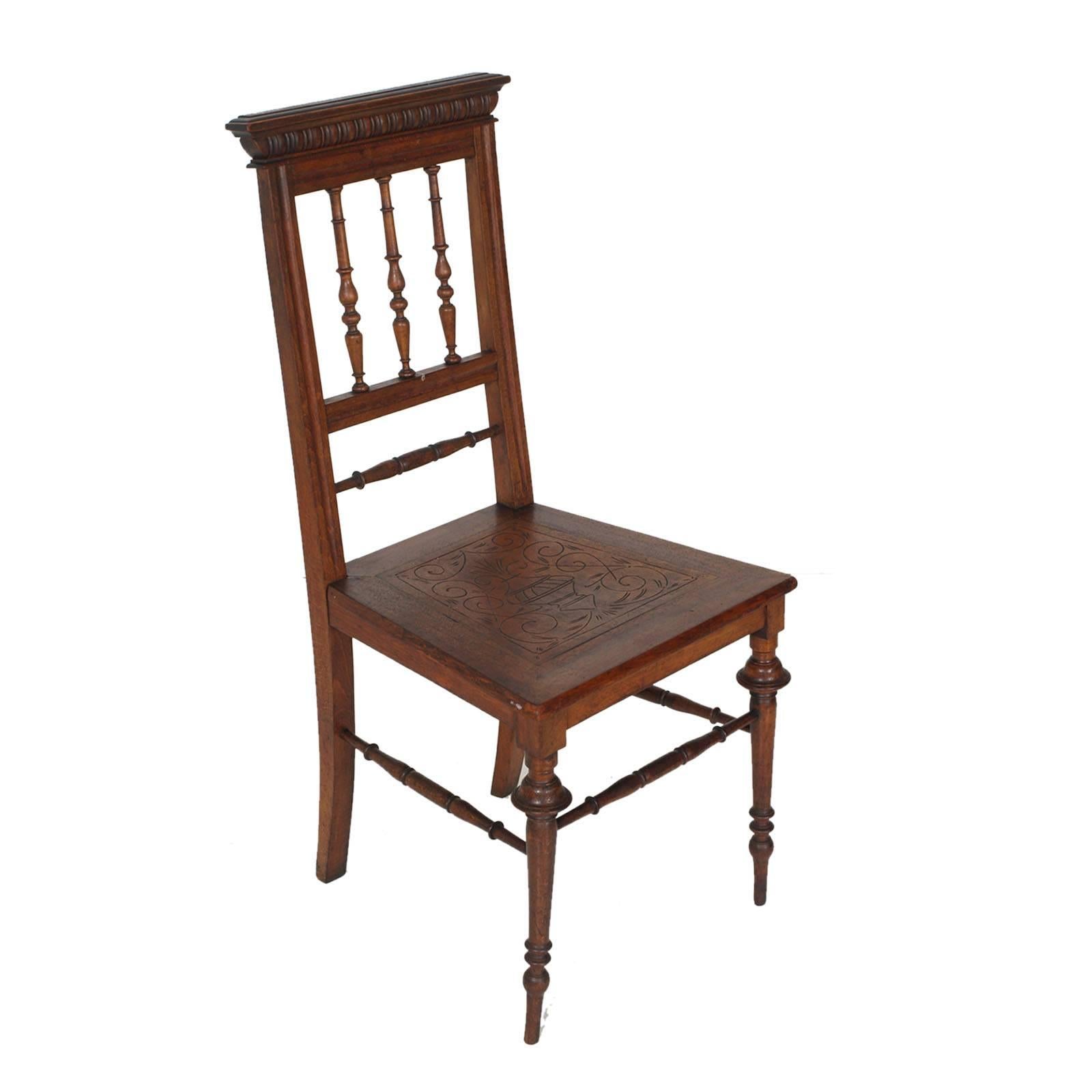 Italian 19th Century Chiavarine Chairs Turned Walnut with Hand-Carved Seat For Sale