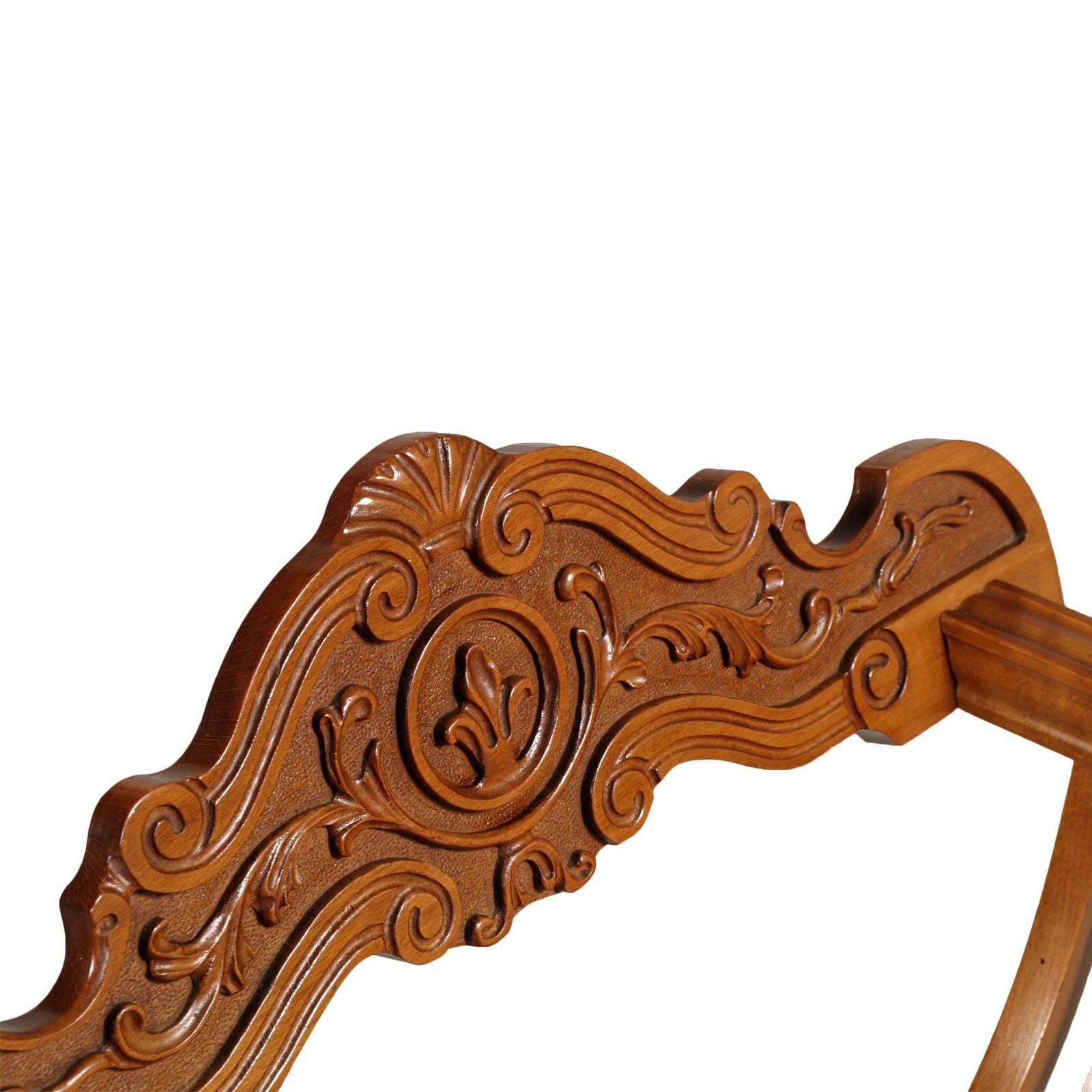 Hand-Carved Early 20th Century Renaissance Savonarola Pair of Chairs in Carved Blond Walnut