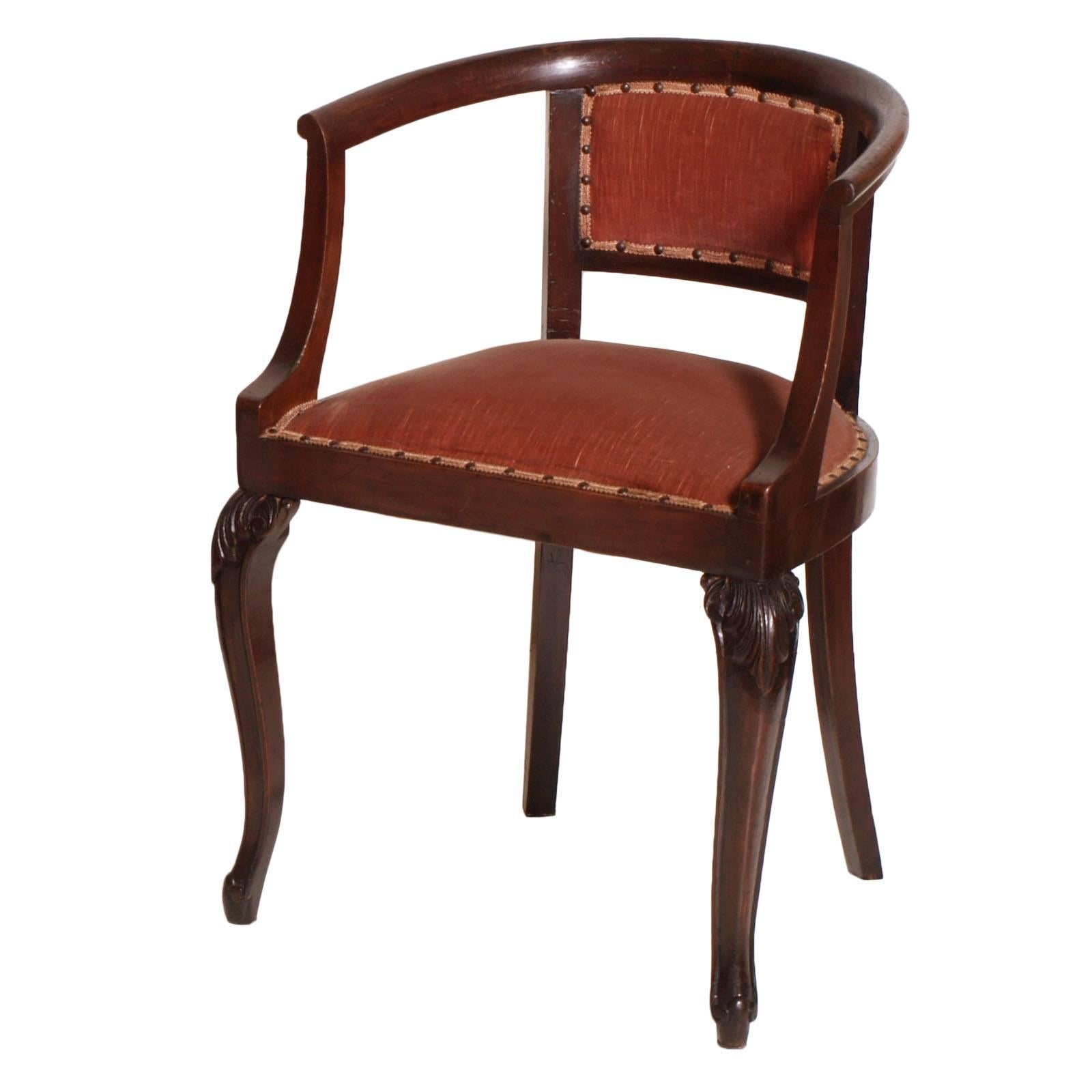 1910s Art Nouveau pair of Pozzeto Chairs, finally hand-carved walnut, original venetian fabric in coral red velvet
Measures cm: H 80/45 W 55 D 45.