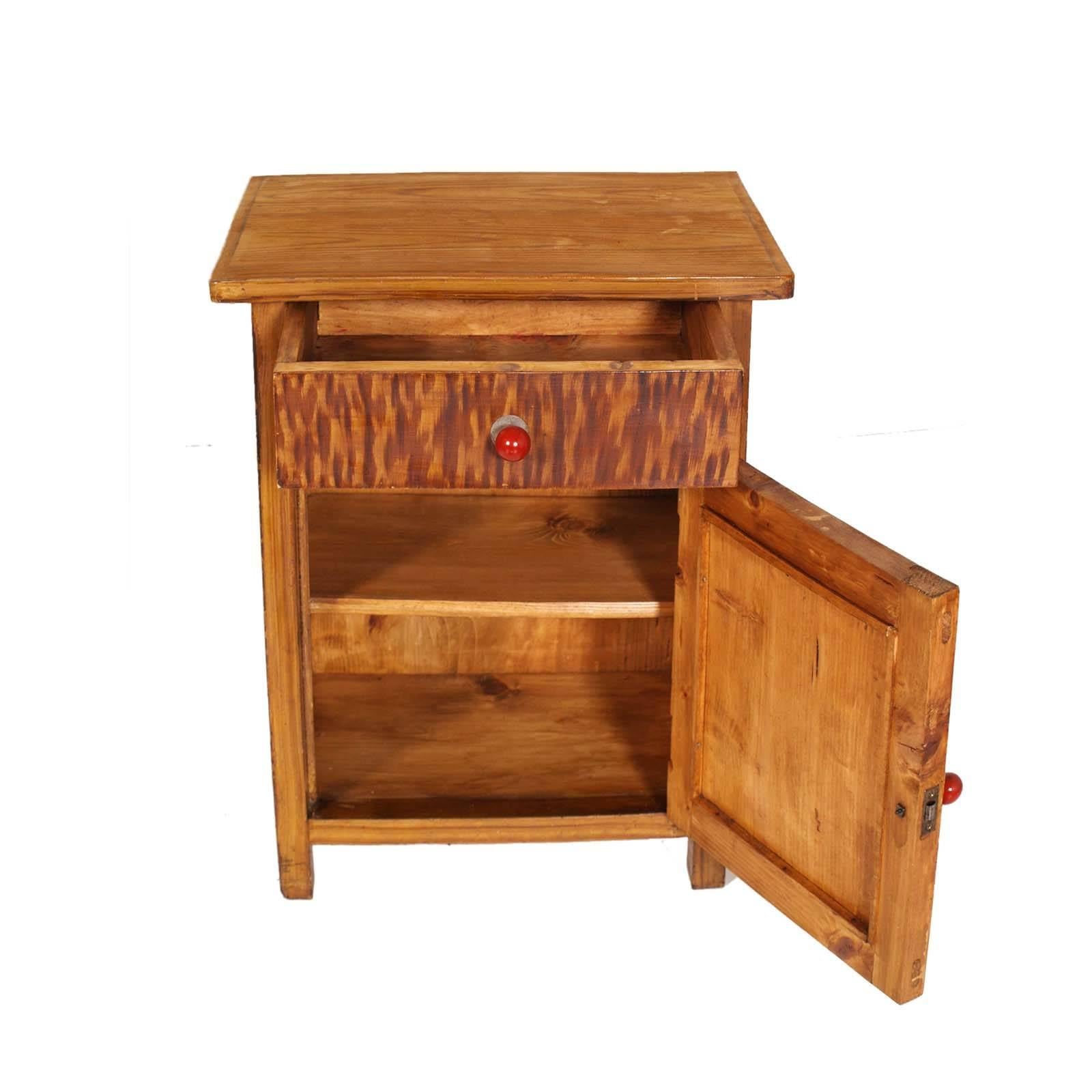 Art Deco Country Tyrol Two Hand Decorated Nightstands, solid larch Wax Polished In Good Condition For Sale In Vigonza, Padua