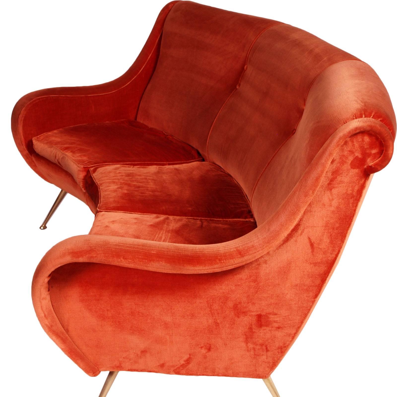 Mid-Century Modern Three-Seat Curved Sofa Marco Zanuso design, Brass Legs Original Red Coral Velvet