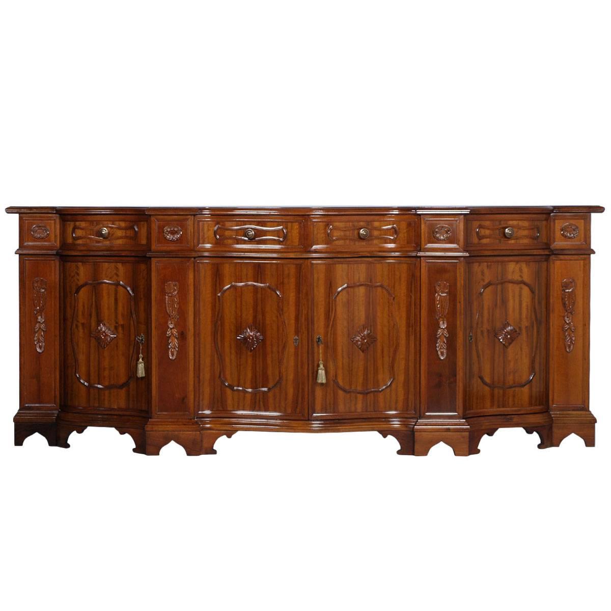 Early 20th Century Venetian Renaissance Credenza, Bassano's Ebanisteria, Walnut