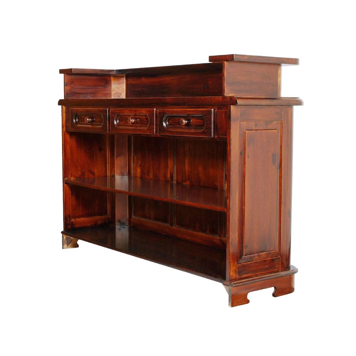 Early 20th Century counter tavern, also useful as a kitchen divider with three drawers, shelves in wax polished red larch. Excellent condition
Useful as a divider between kitchenette and dining tableExcellent conditions
Useful as a partition between