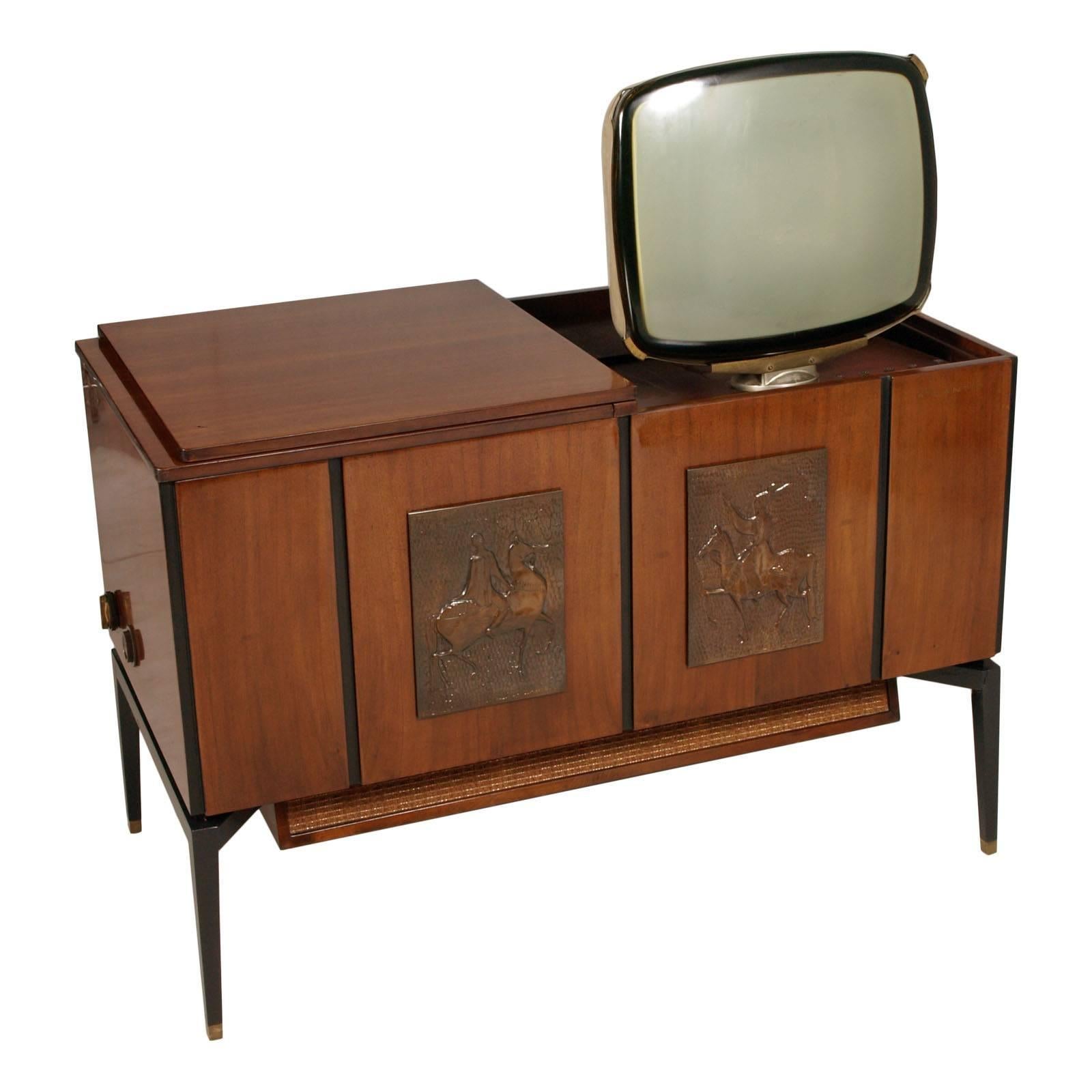 Mid-Century Modern 1960s Music Radio TV Record Player Cabinet, Mahogany, Osvaldo Borsani attributed For Sale