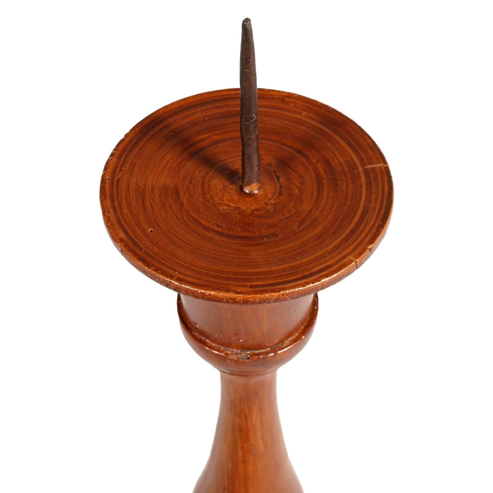 Antique walnut candelabra brown painted, period 1800s, restored and wax polished

Measures cm: Height 90, diameter 25.