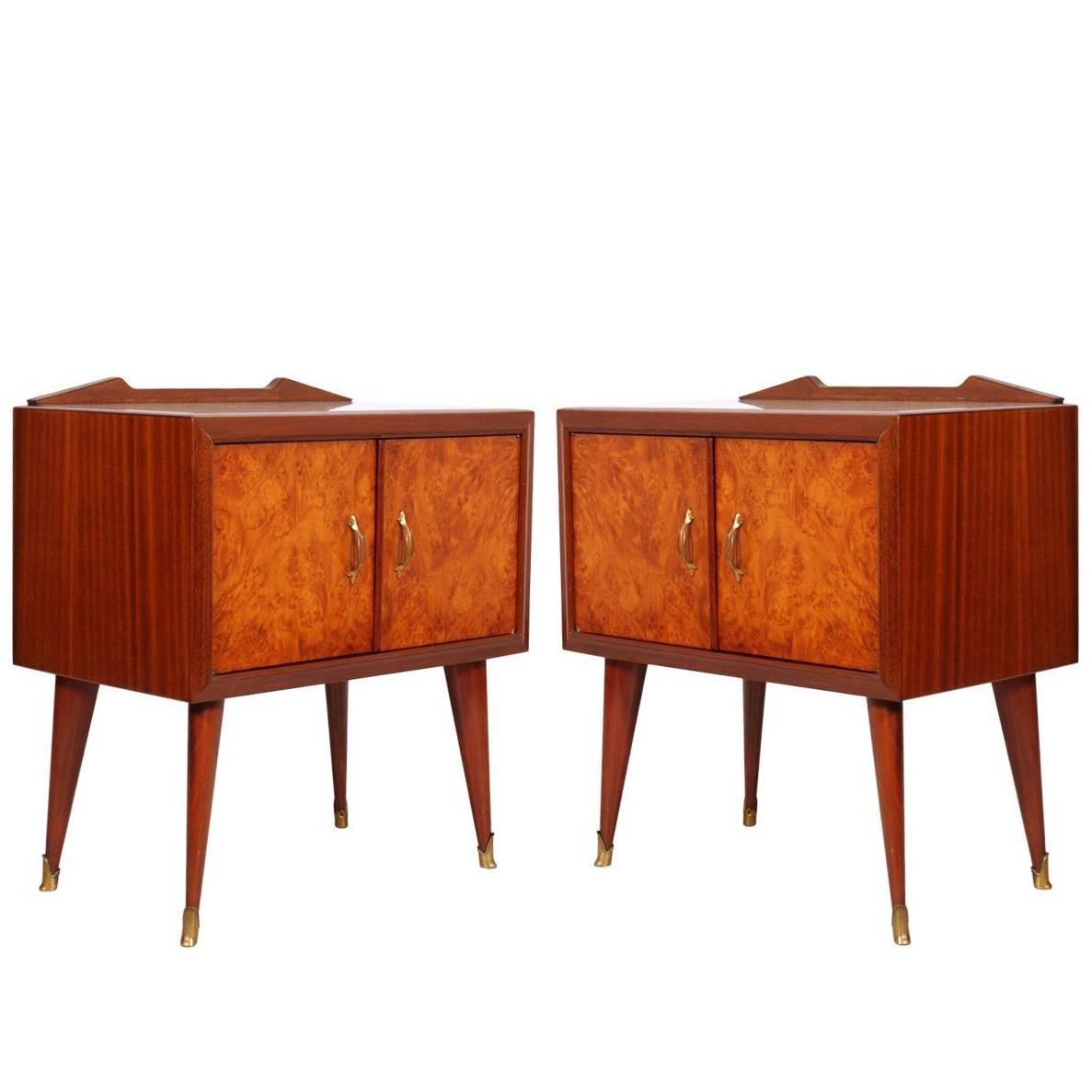 1940s Pair of Nightstands Paolo Buffa Attributed, Mahogany and Elm Burl Veneered For Sale