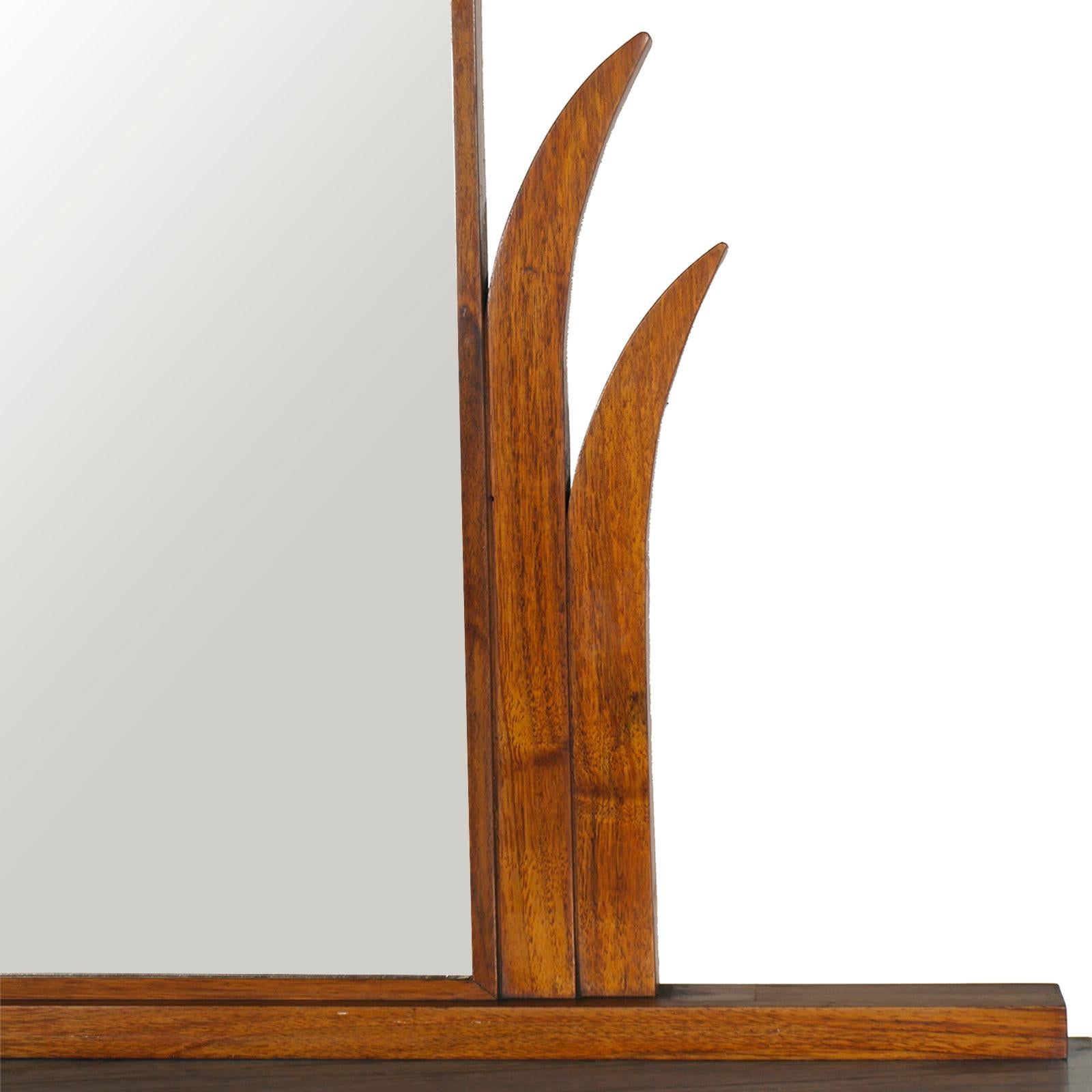 Mid-20th Century 1930s Console with Mirror Futurism Art Deco by Quirino De Giorgio Walnut Marble