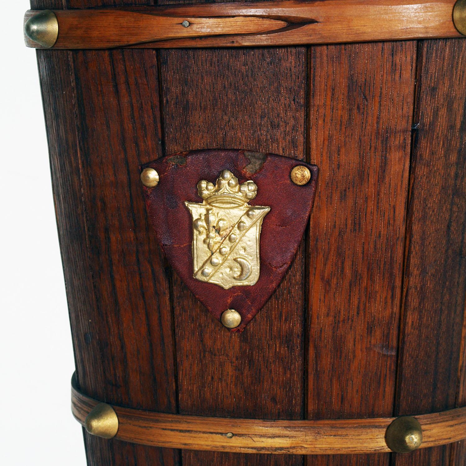 Italian Art Deco Umbrella Stand with Coat of Arms, in Oak and Curved Beech For Sale