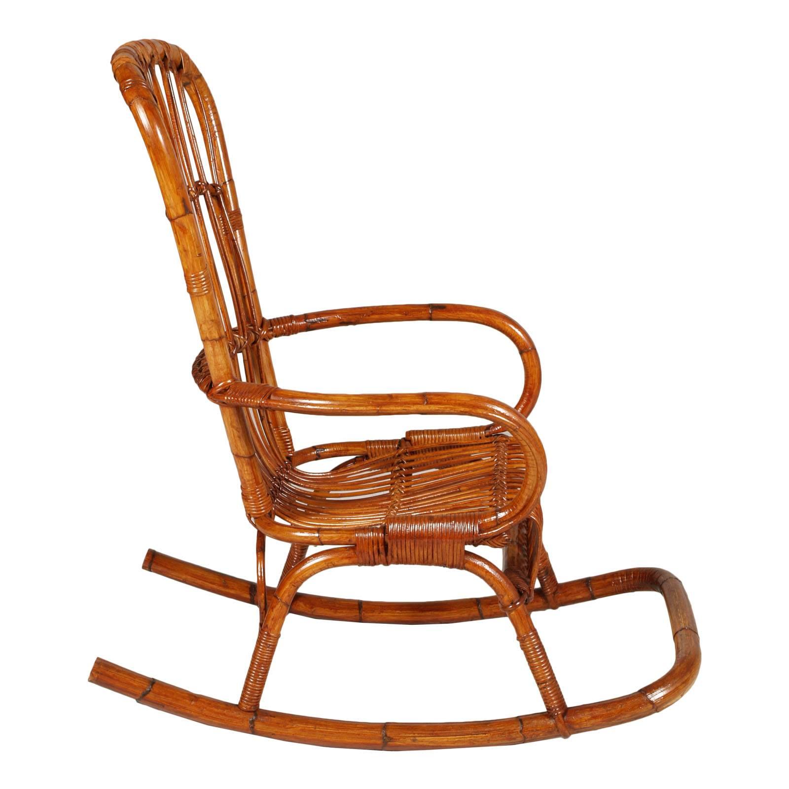 Elegant and robust Italian Mid-Century Modern bamboo rocking chair restored and shellac polished, Vittorio Bonacina attributed.

Measures cm: D 100 x W 60 x H 42/110.

About VITTORIO BONACINA
Between the 1950s and 1960s Vittorio Bonacina, Giovanni's