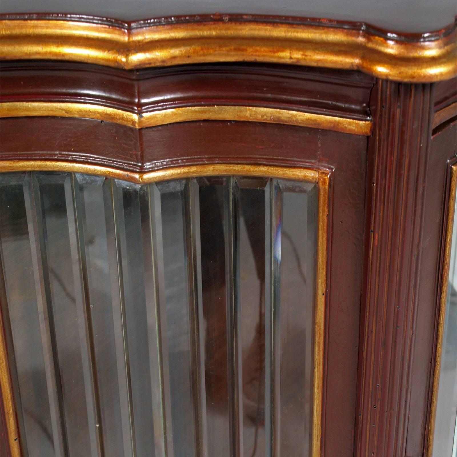 Fin du XIXe siècle Armoires en verre et armoires vénitiennes Belle Époque de la fin du XIXe siècle en vente