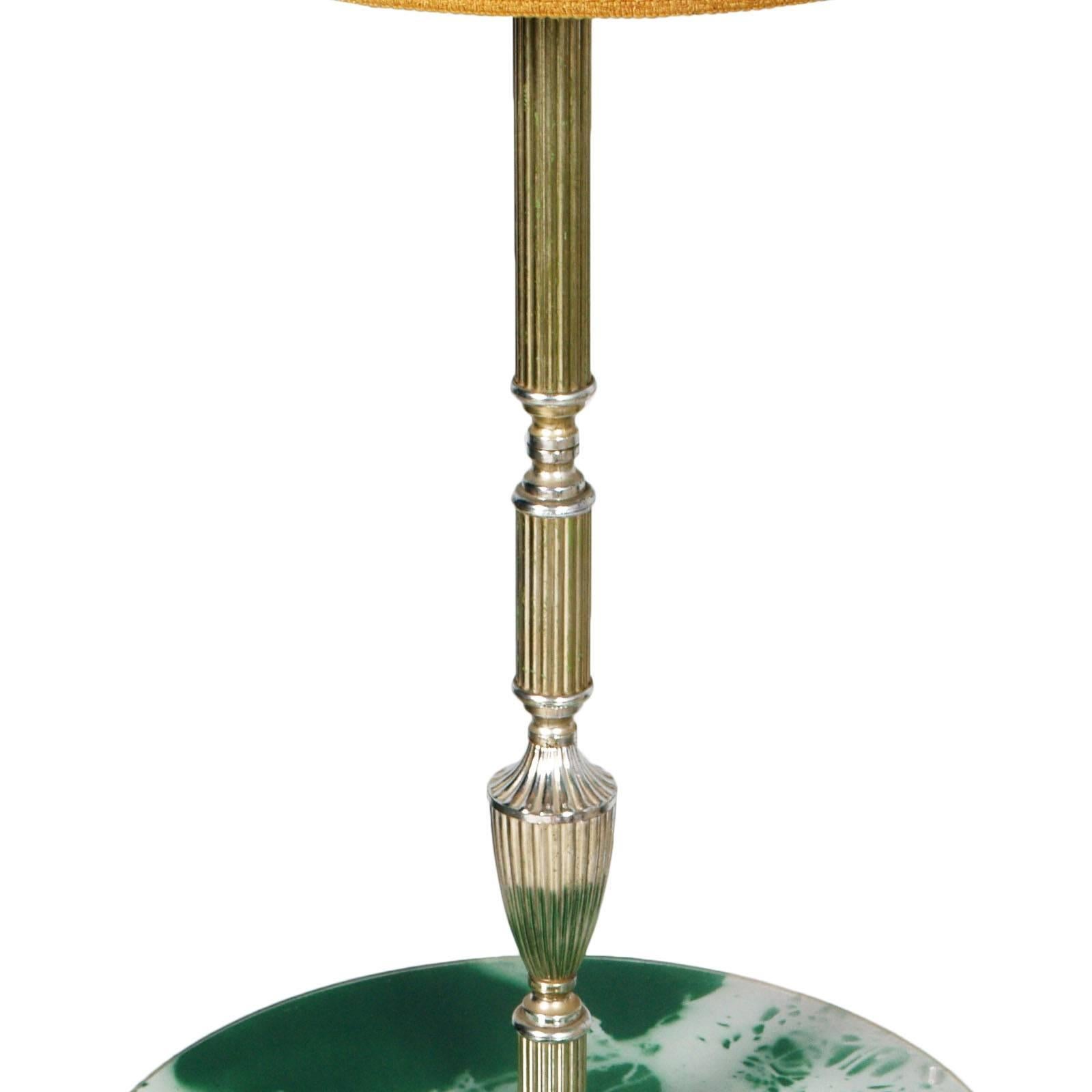 italien Lampadaire tripode Art Déco moderne mi-siècle avec table basse style Gio Ponti en vente