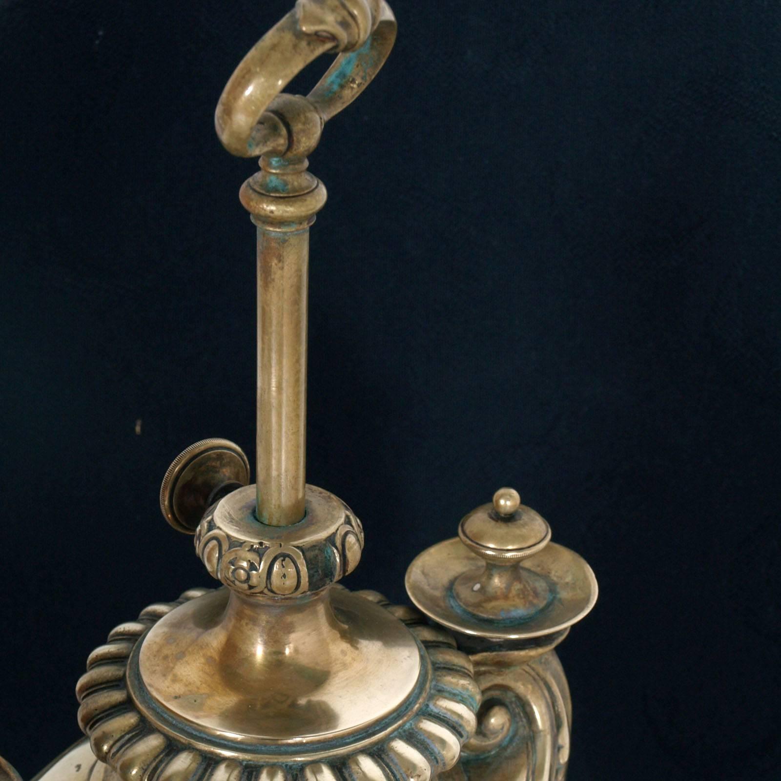 Bronze Lampe de table du XIXe siècle par Harvard Student Patent Wild & Wessel Aladino en vente