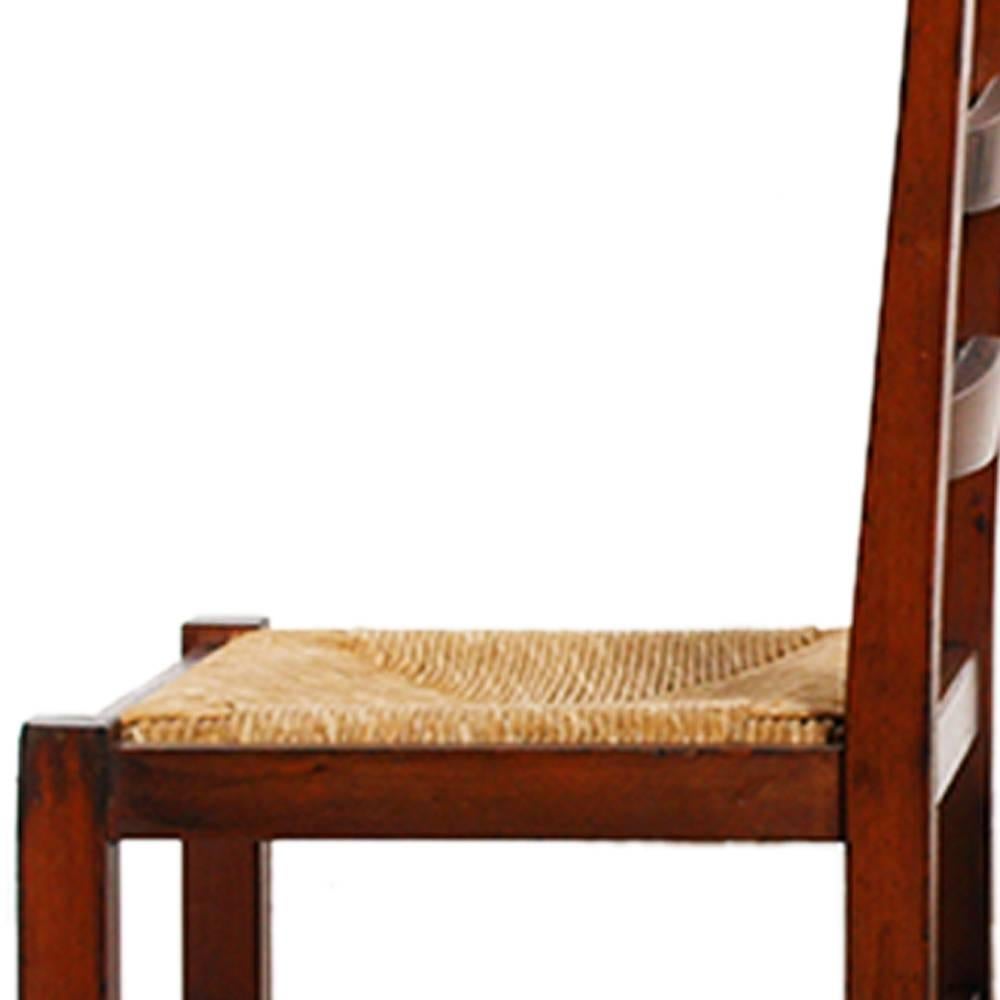 Chaises rustiques mi-siècle modernes en châtaignier poli à la cire et en paille en vente 3