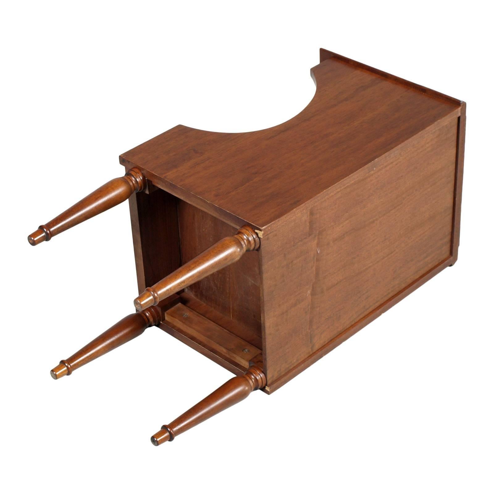 Midcentury Disk or Magazine Rack or Nightstands, In Walnut Polished with Wax In Good Condition For Sale In Vigonza, Padua