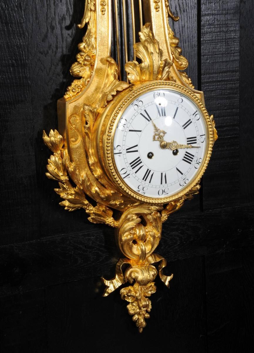 Stunning Ormolu Louis XVI Style Lyre Cartel Wall Clock by Vincenti 2