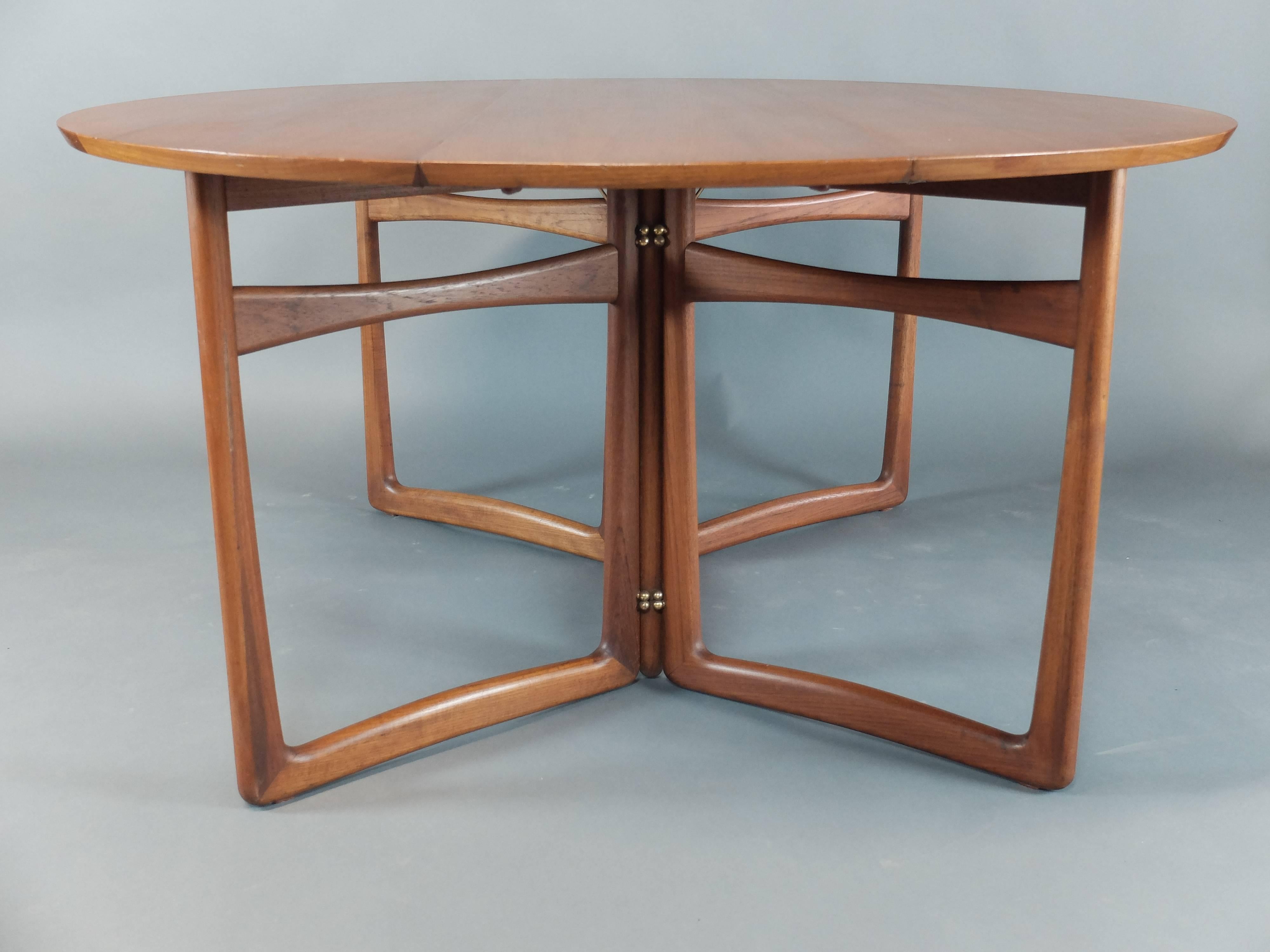 Woodwork Danish Teak Dining Table by Peter Hvidt & Orla Molgaard Nielsen for France & Son For Sale