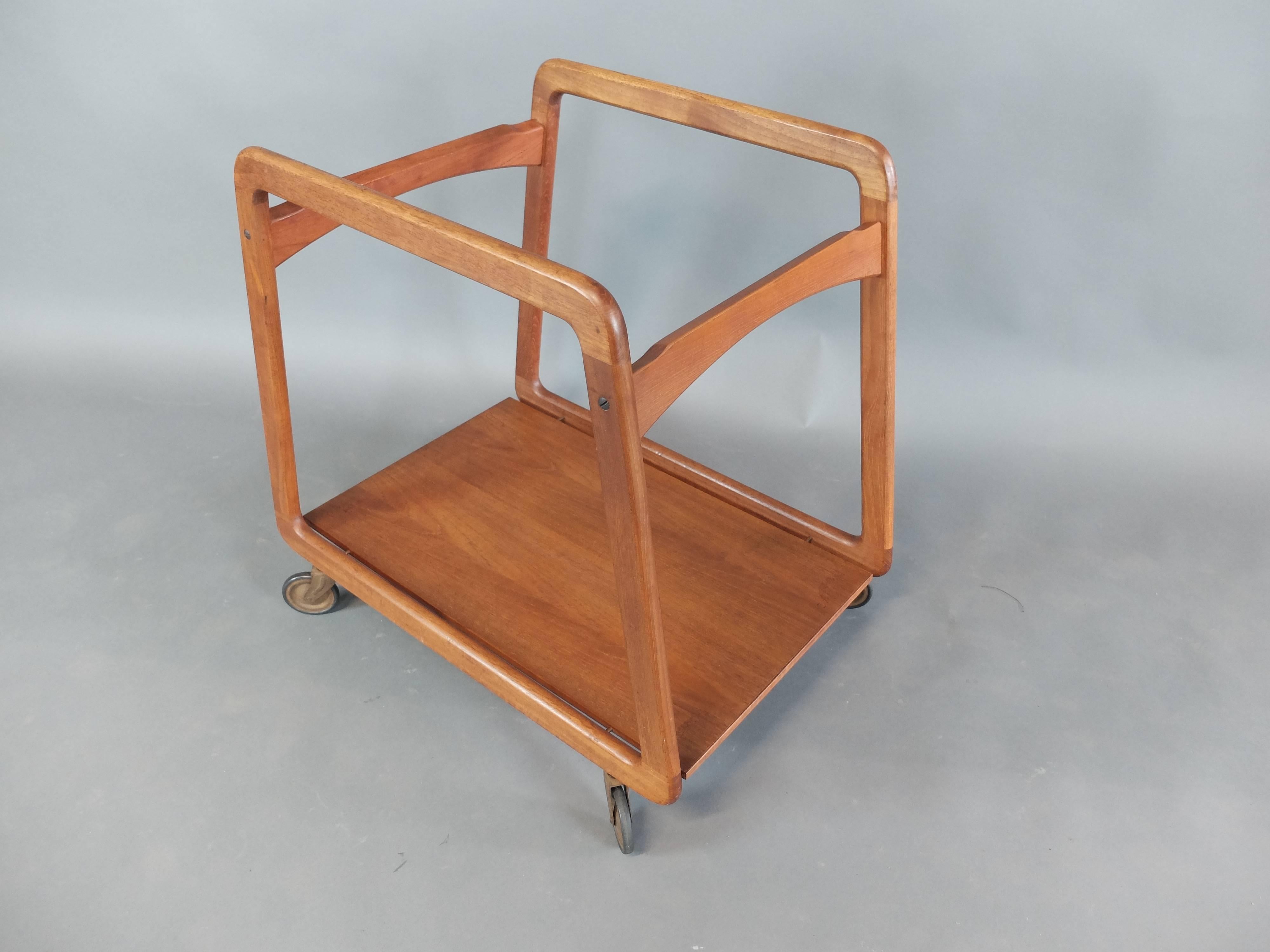 Sika Mobler Danish Teak Drinks Trolley In Good Condition For Sale In Heswall, Wirral