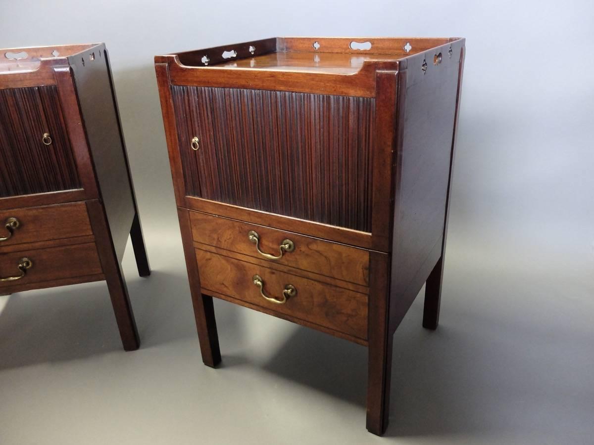 Pair of George III Mahogany Night Tables with Tambour Front and Drawers In Good Condition For Sale In Heswall, Wirral