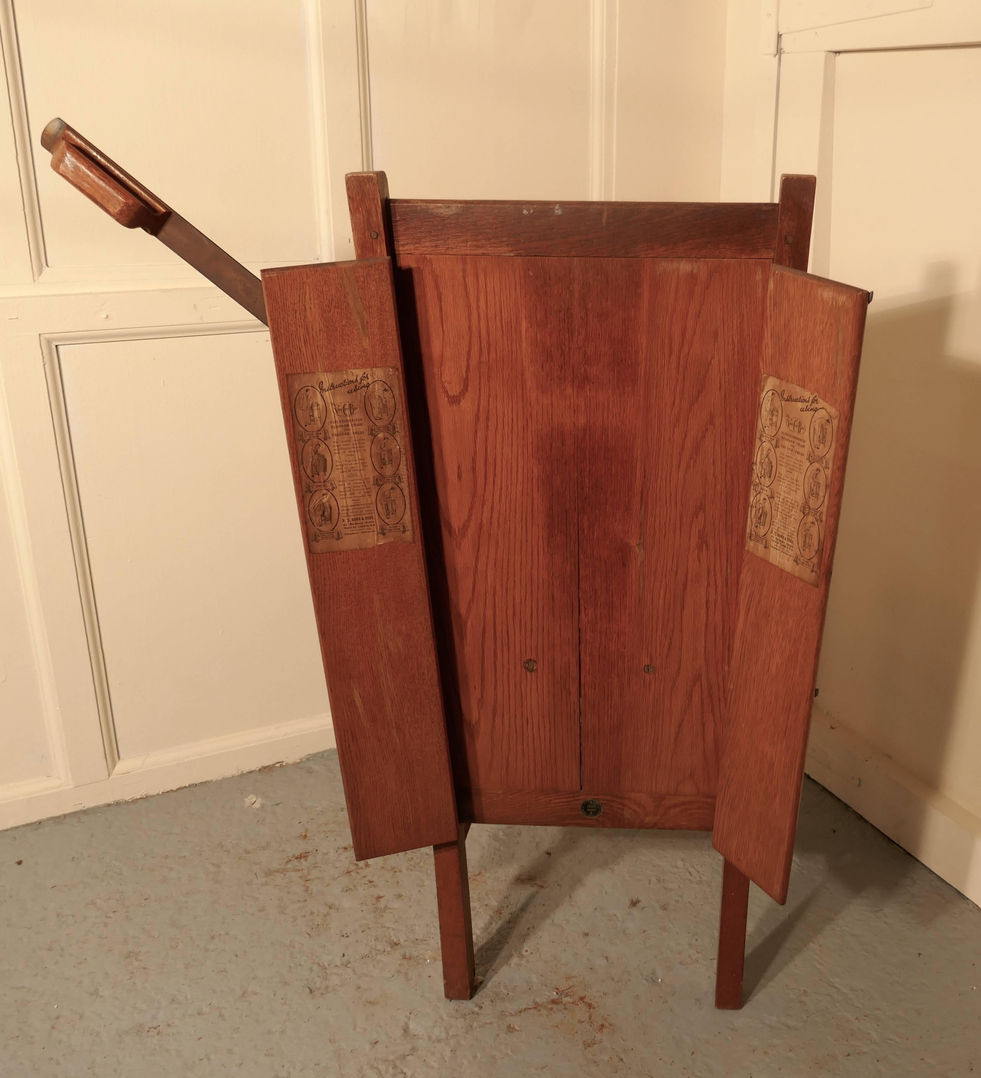 Victorian Oak Trouser Press Chair Gentleman’s Outfitter Shop Display In Good Condition In Chillerton, Isle of Wight