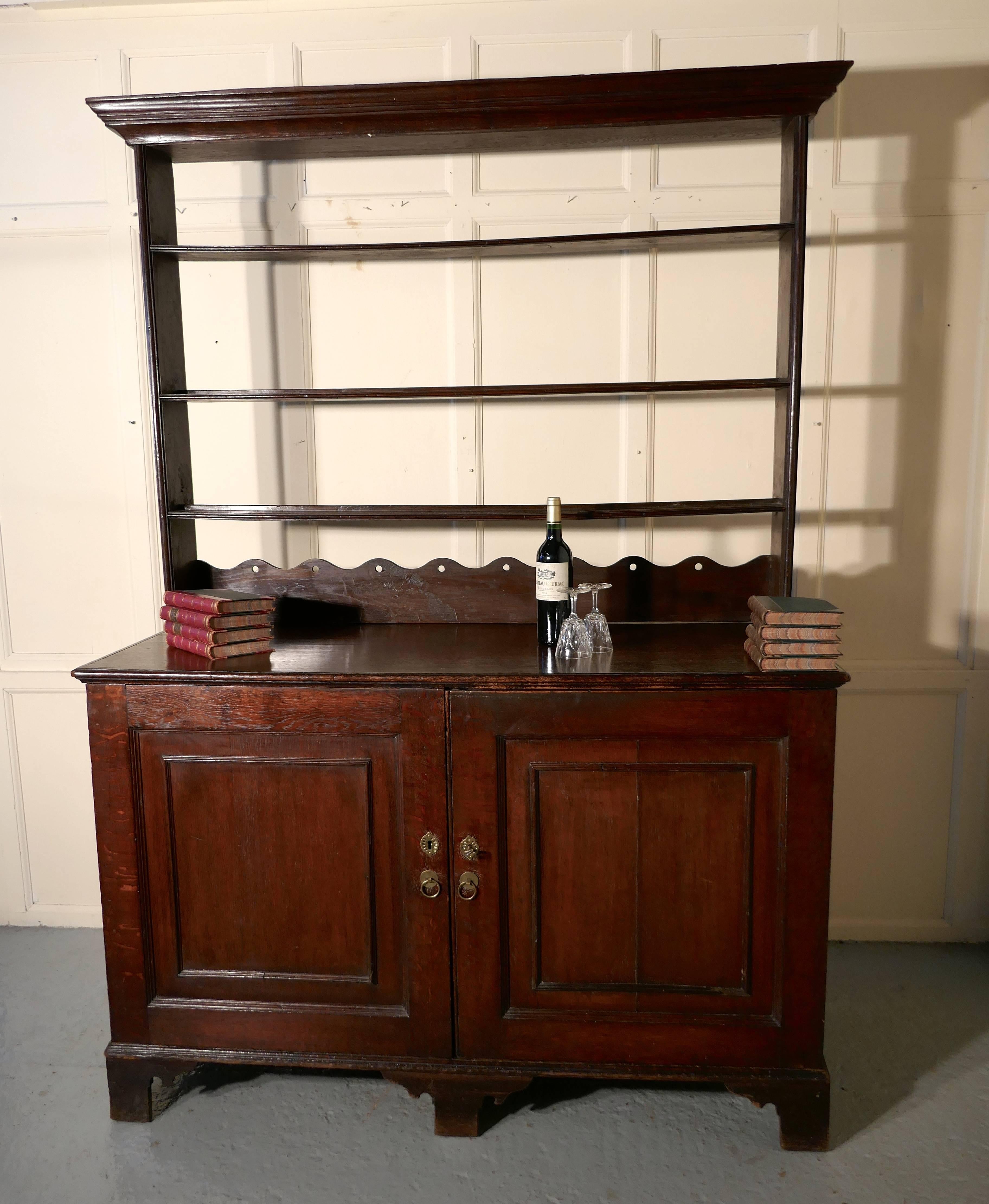 Victorian Solid Oak Welsh Dresser For Sale 4