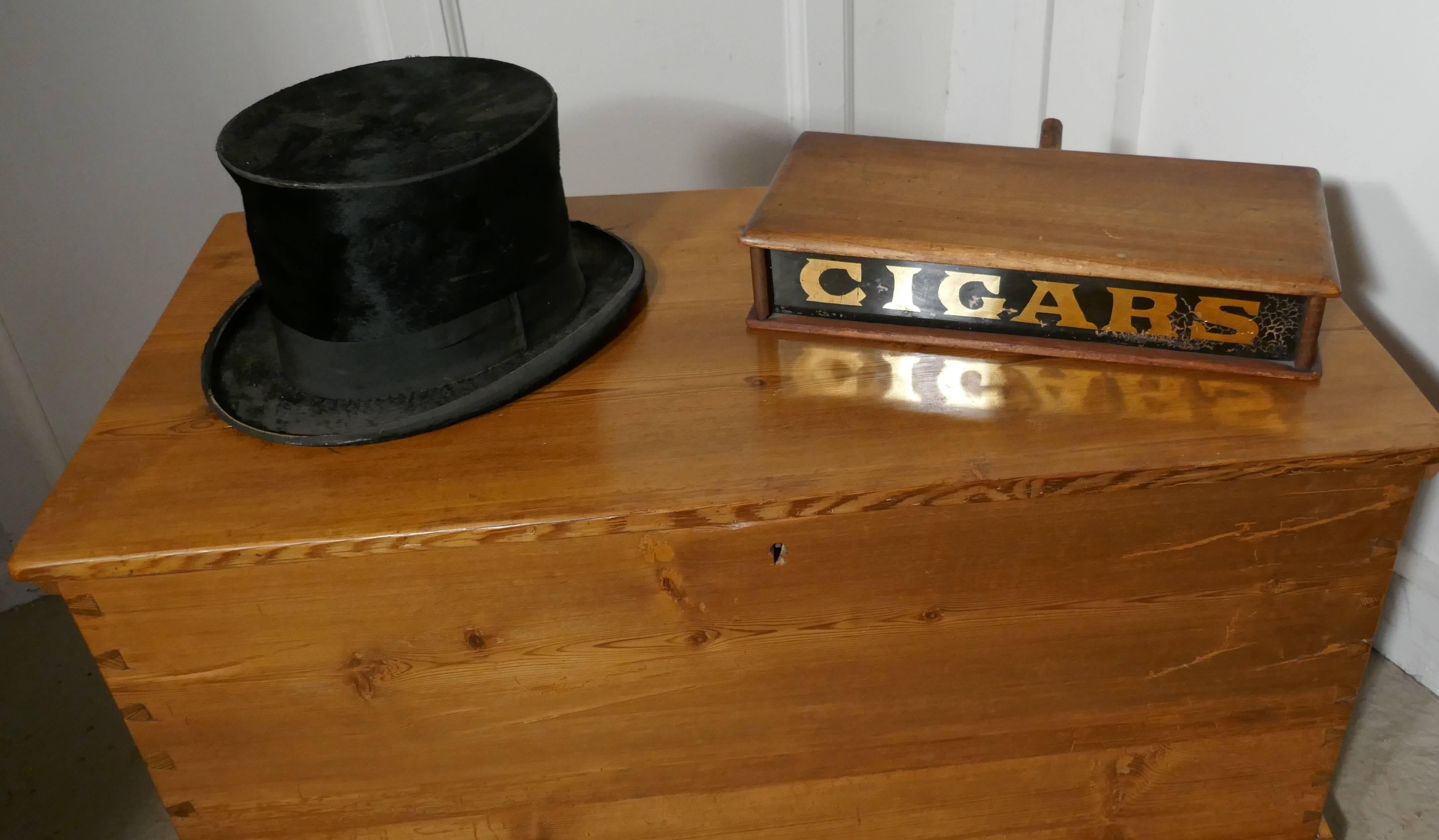 Late Victorian Victorian Mahogany Cigar Box