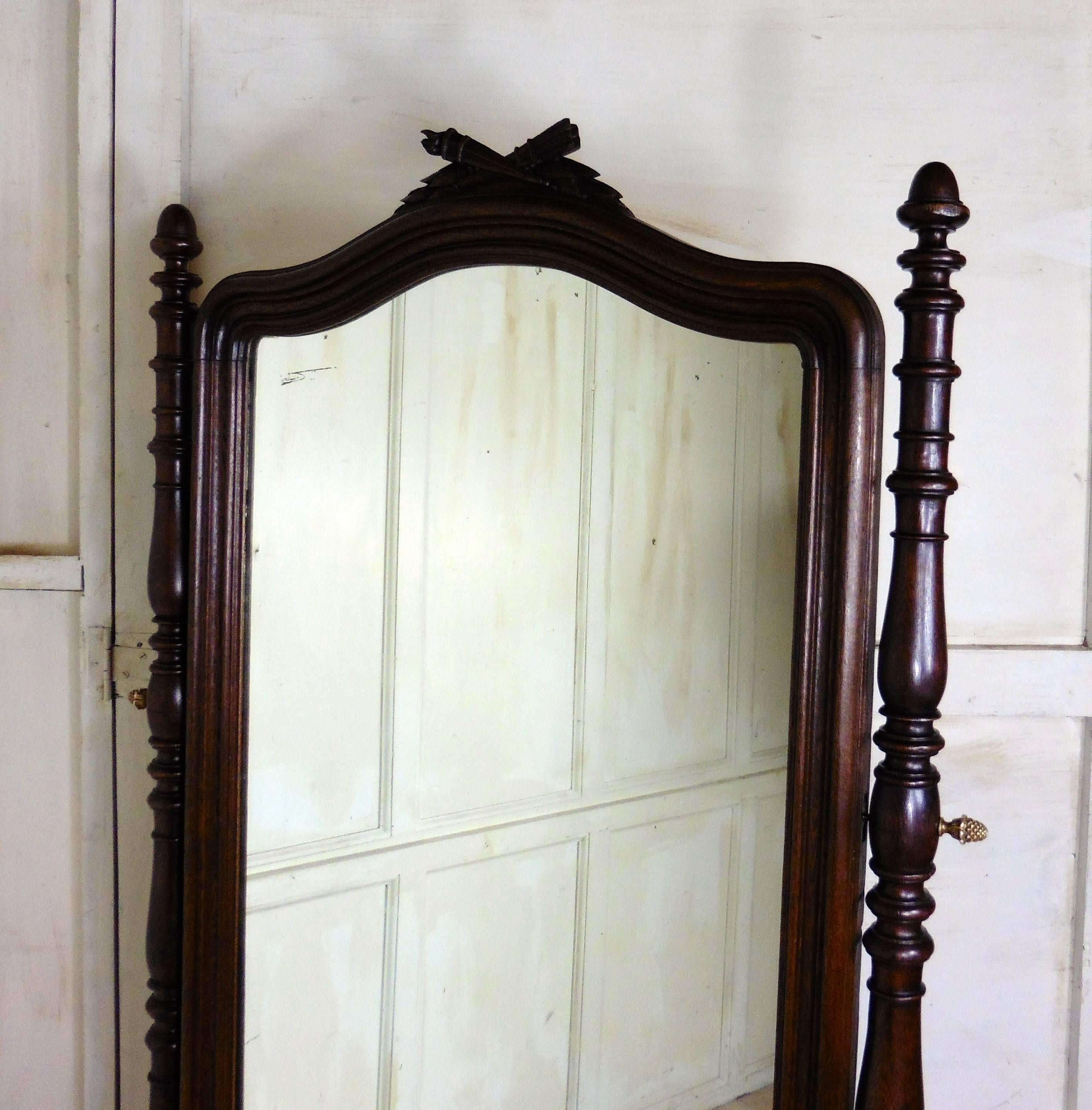 Superb 19th Century Breton Oak Cheval Mirror In Good Condition In Chillerton, Isle of Wight