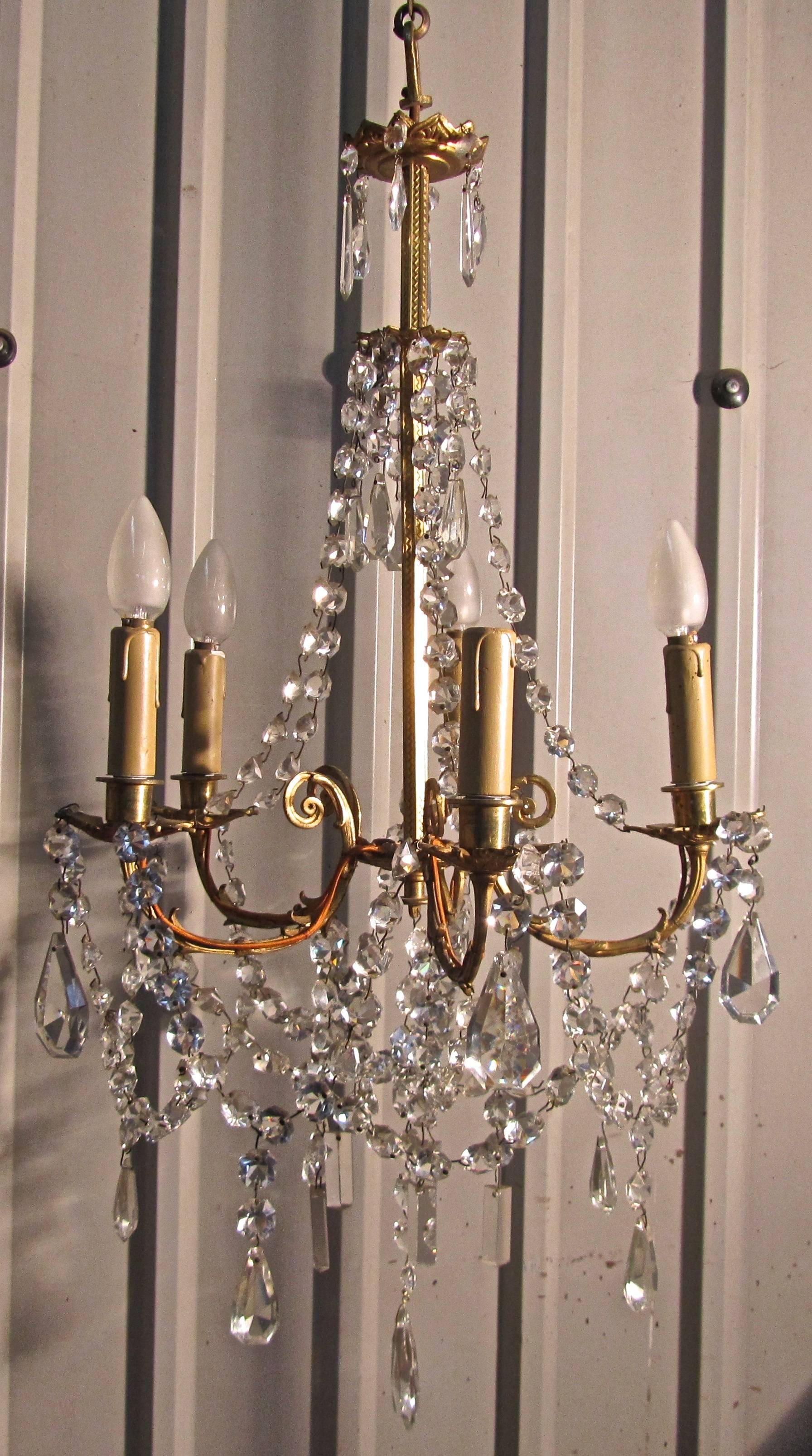 Baroque Charming and Large French Cut Glass and Brass Five Branch Chandelier For Sale