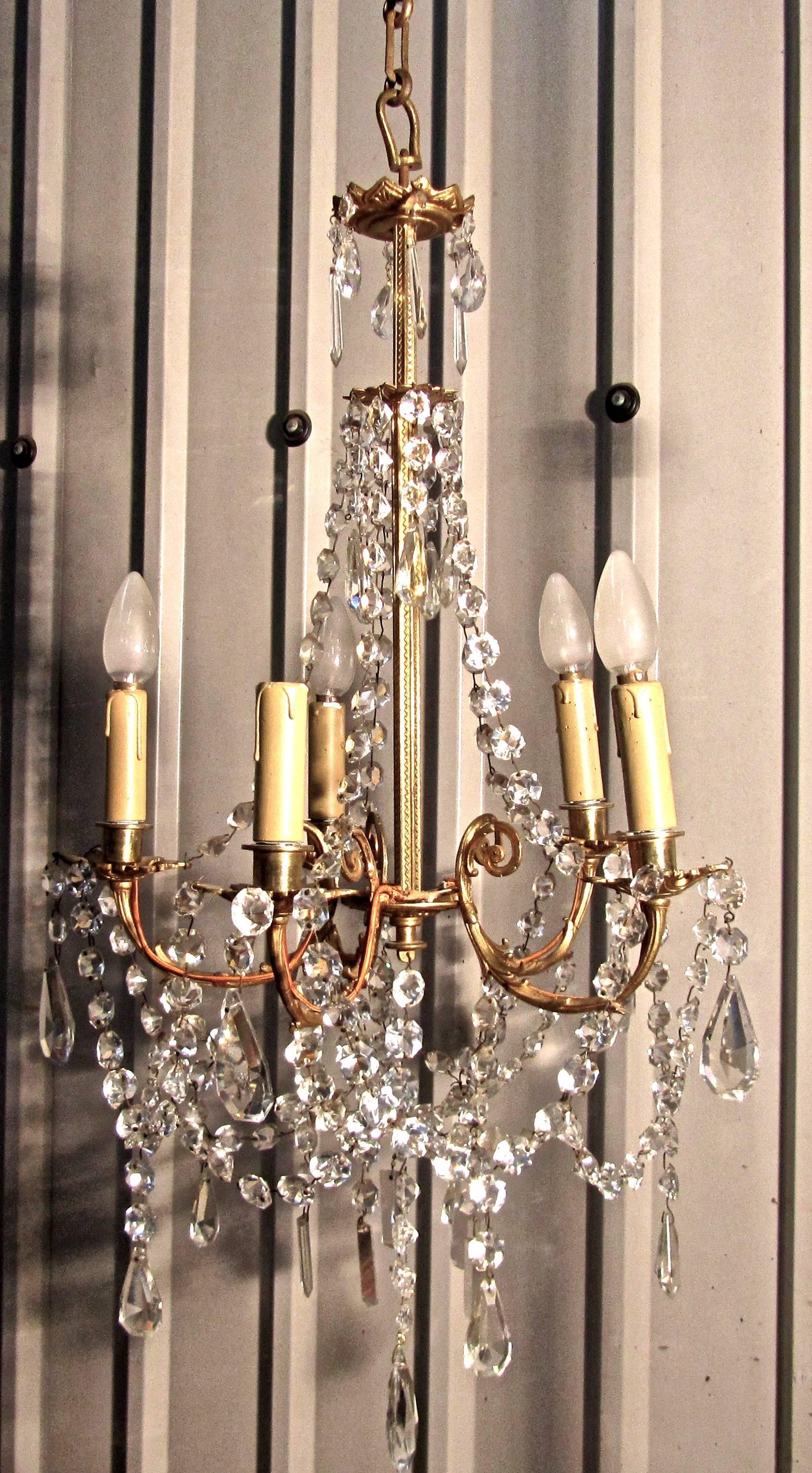 Charming and Large French Cut Glass and Brass Five Branch Chandelier In Good Condition For Sale In Chillerton, Isle of Wight