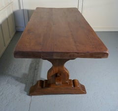 Grande table de réfectoire en chêne français:: Table Monastère
