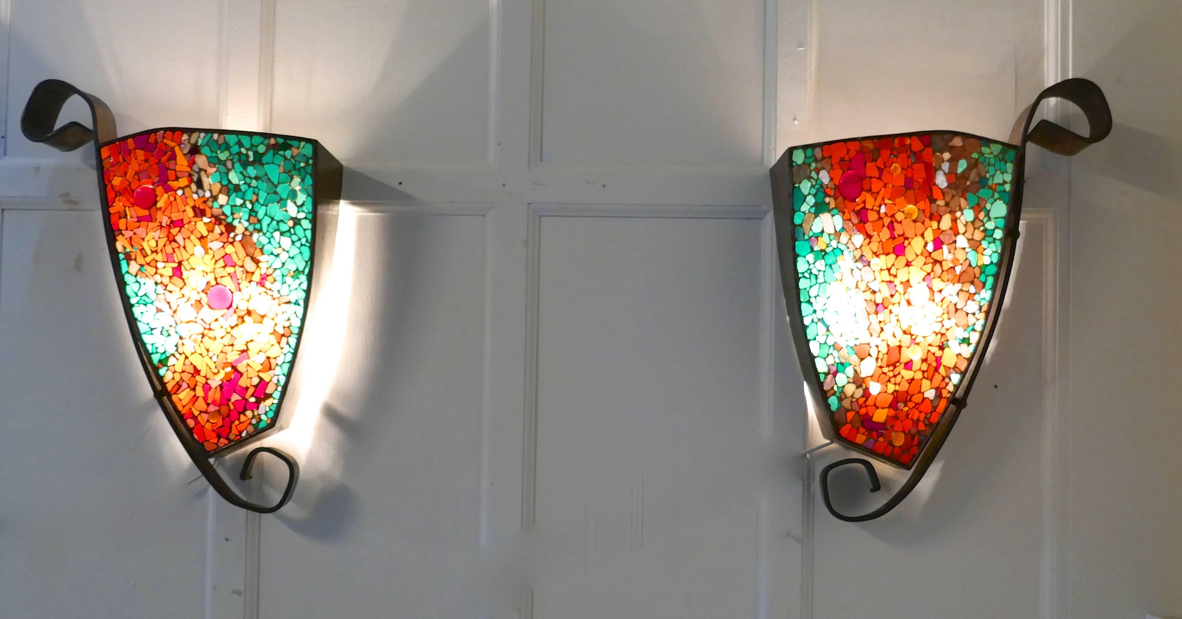 Set of Four Extra Large Gothic Art Deco Glass and Copper Wall Lights In Good Condition In Chillerton, Isle of Wight