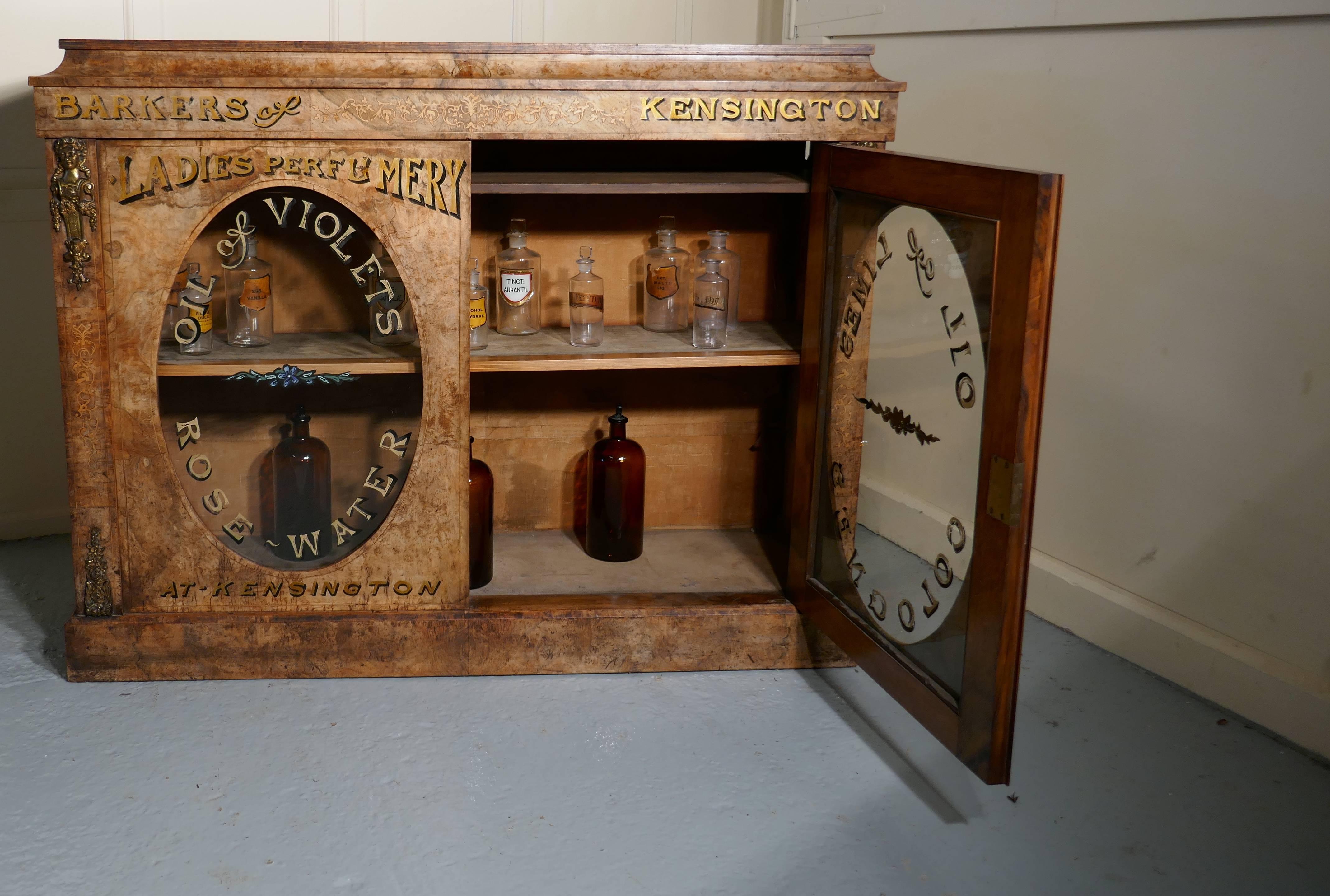 Superb Figured Walnut Perfume Cabinet from Barkers of Kensington In Good Condition In Chillerton, Isle of Wight