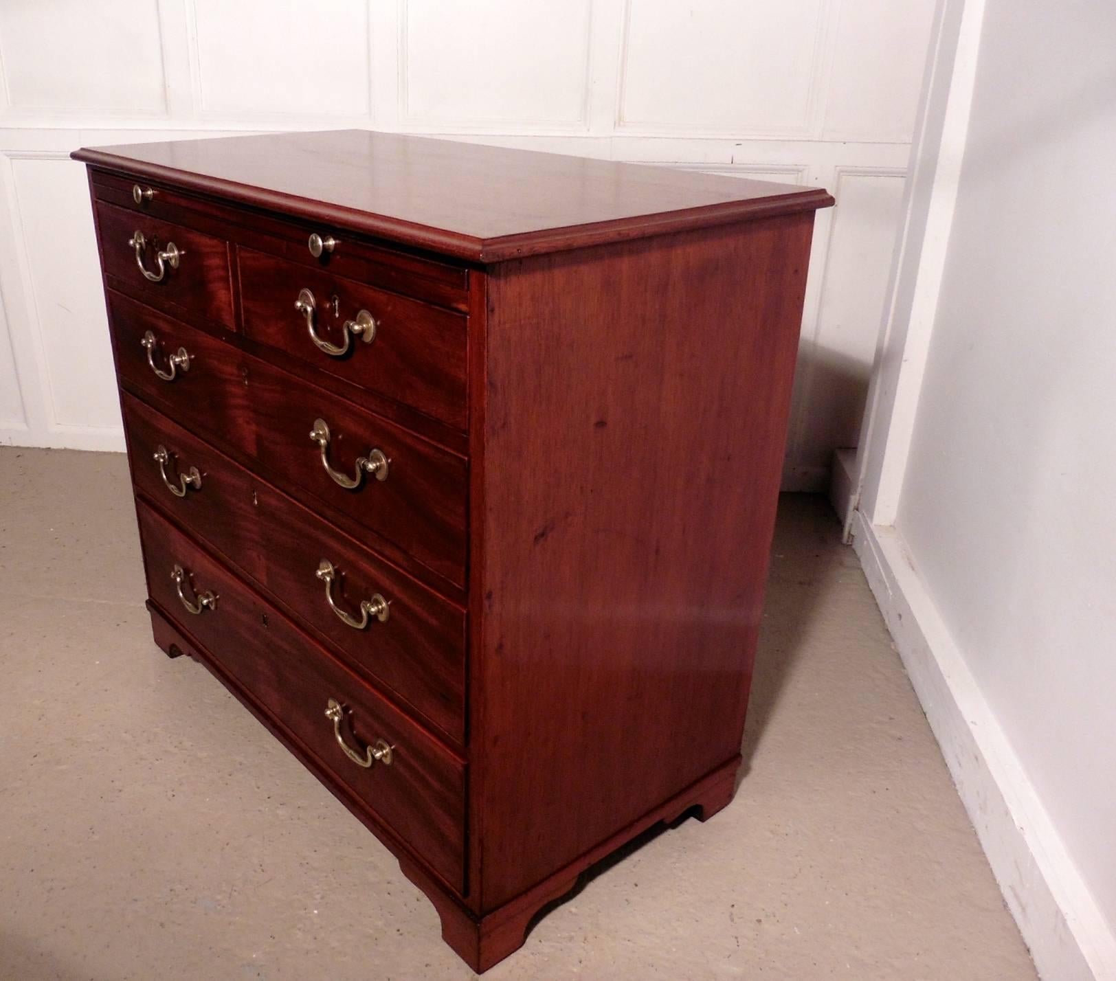 George III Small Georgian Mahogany Chest of Drawers, Batchelor’s Chest with Brushing Slide