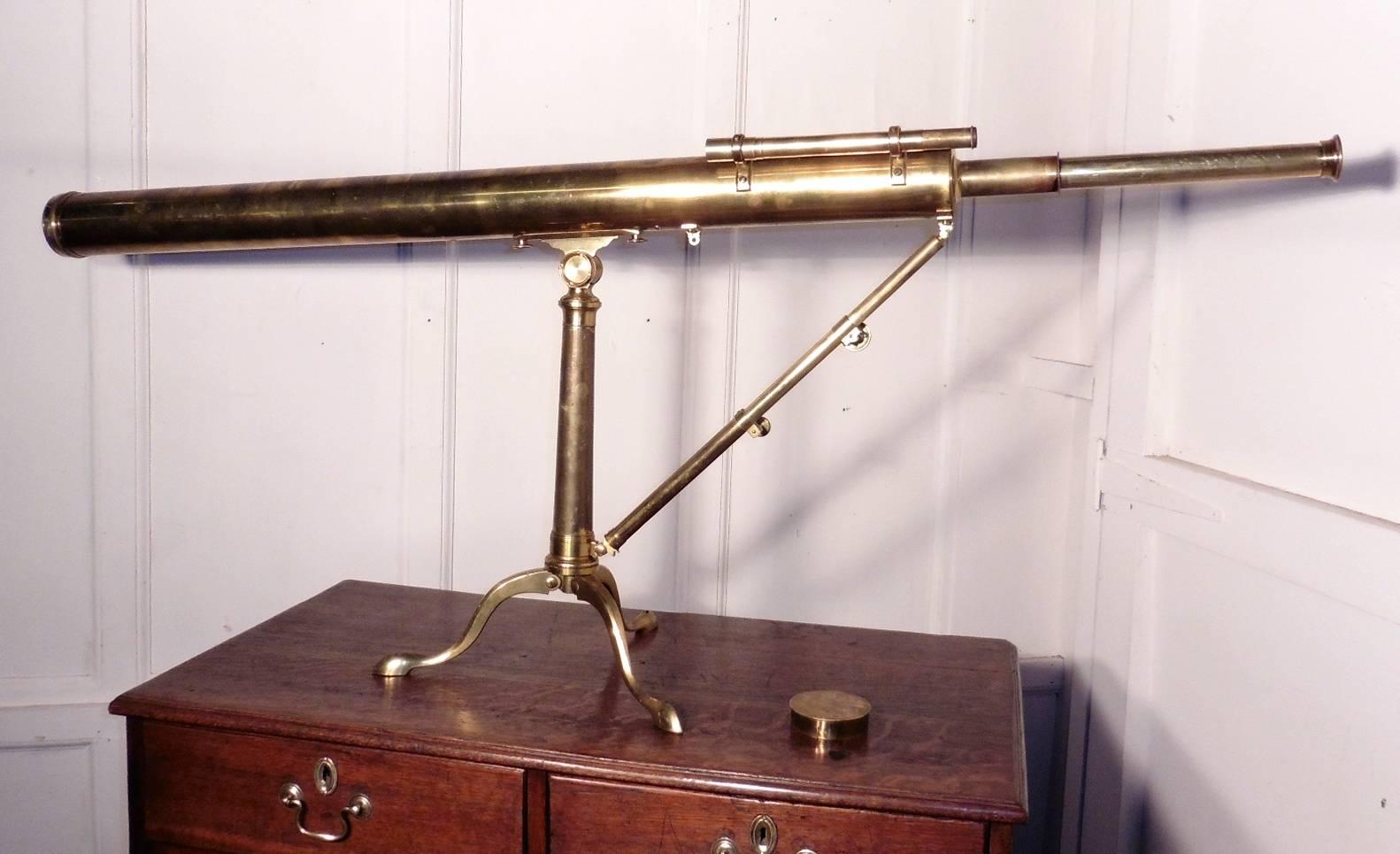  Large Brass Tabletop Telescope by Thomas Jones In Good Condition In Chillerton, Isle of Wight