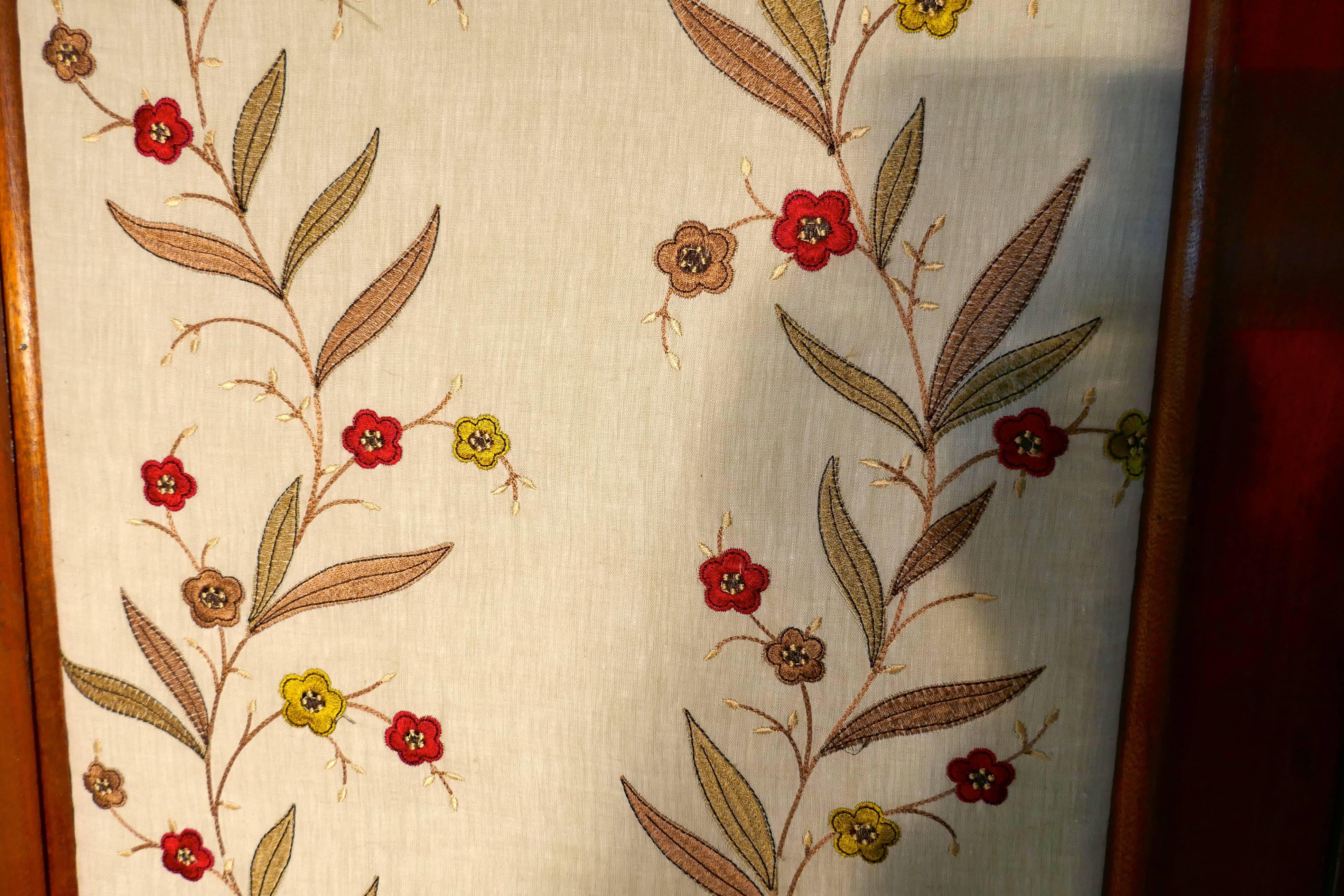 English Victorian Three-Fold Mahogany Dressing Screen with Upholstered Panels