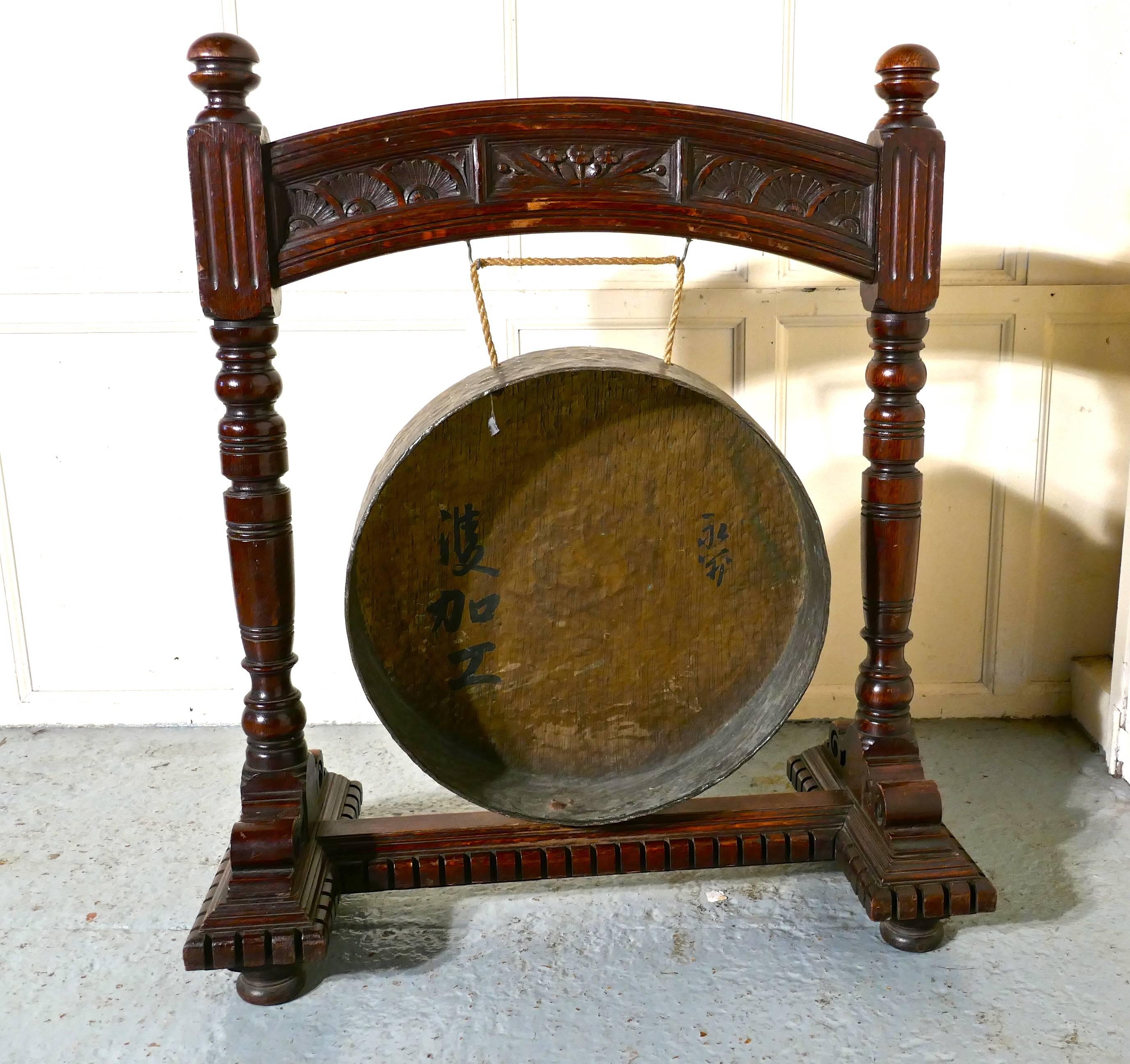 Large Gothic Carved Oak and Brass Dinner Gong In Good Condition In Chillerton, Isle of Wight